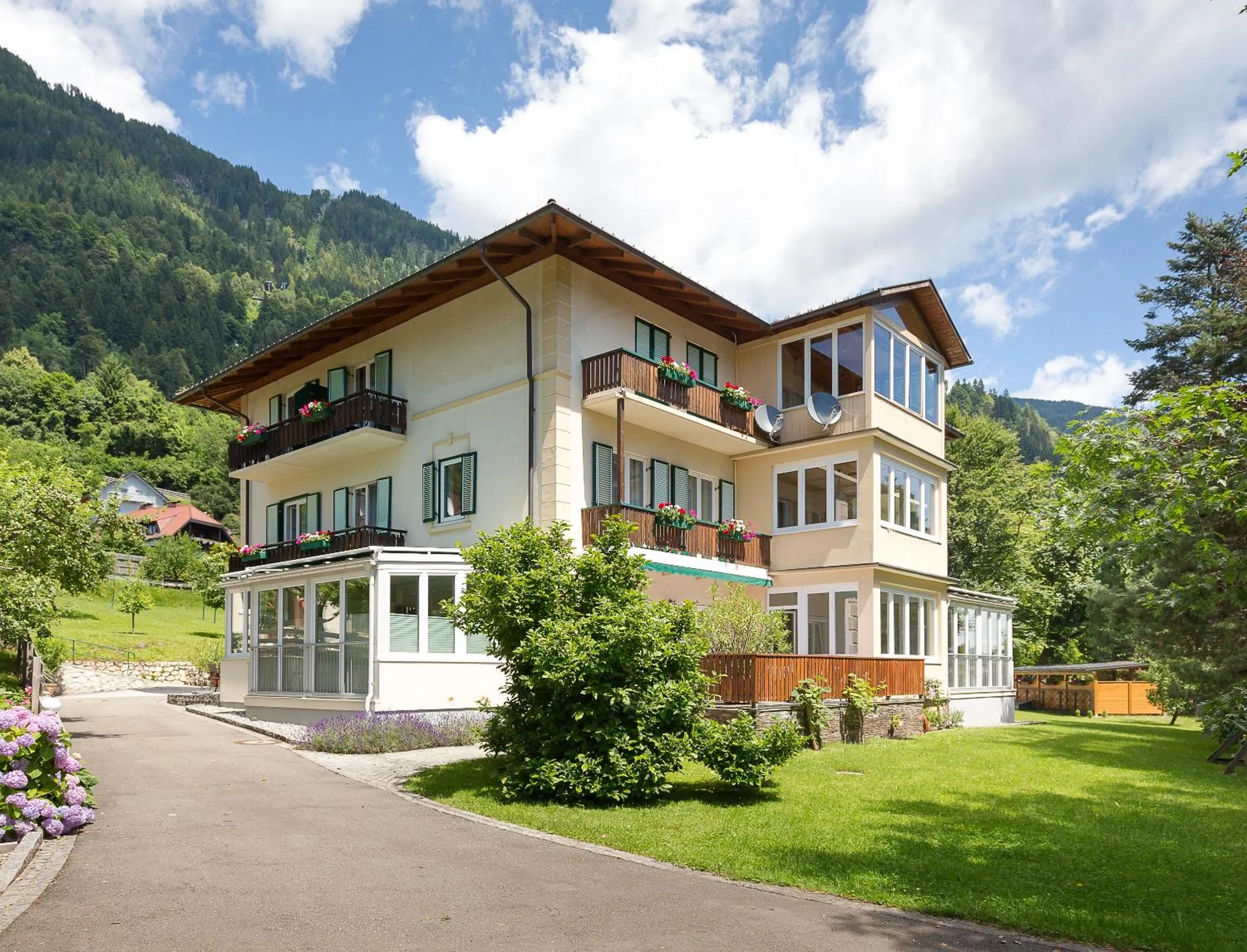Property building in Villa Marienhof