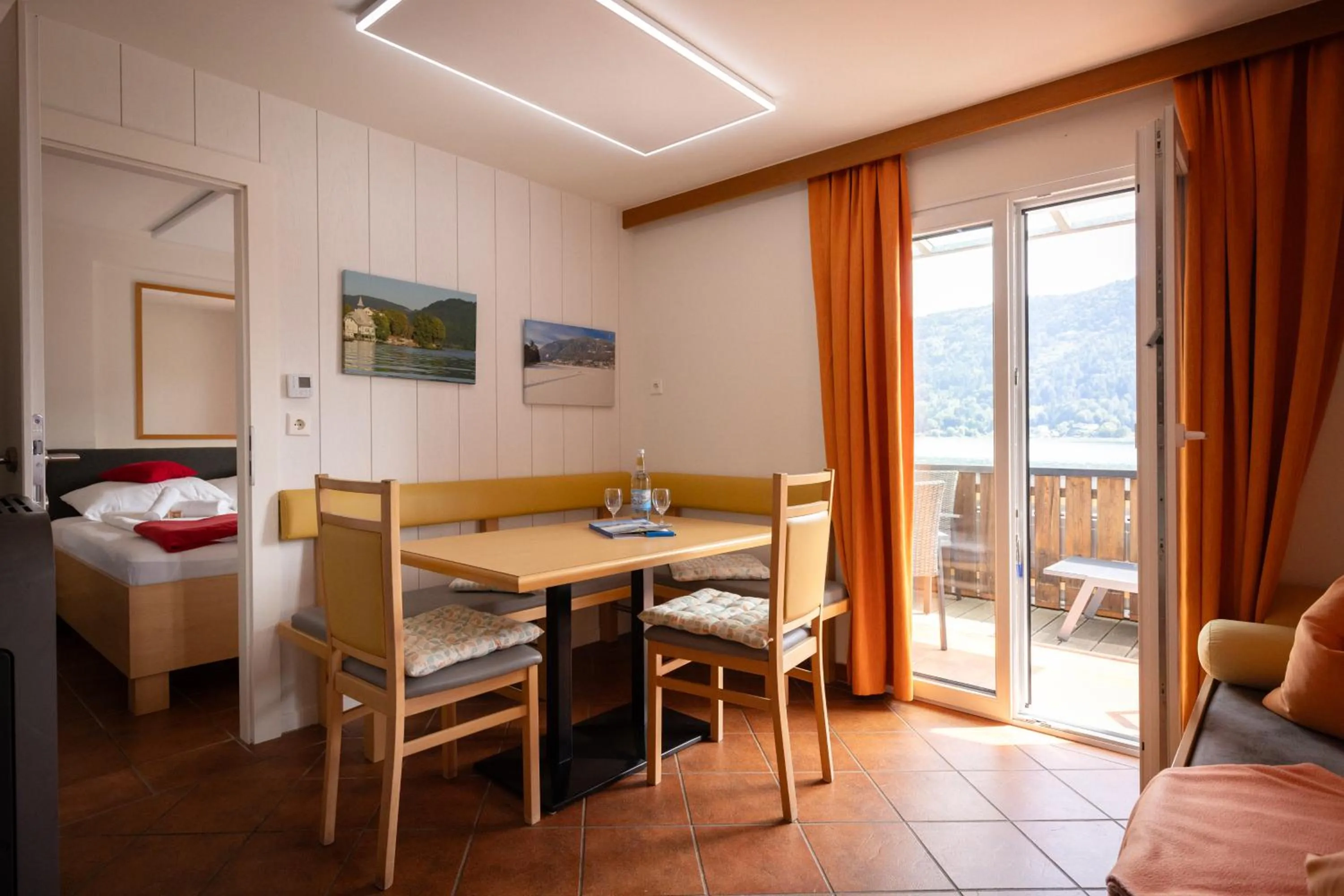 Dining area, Bed in Villa Marienhof