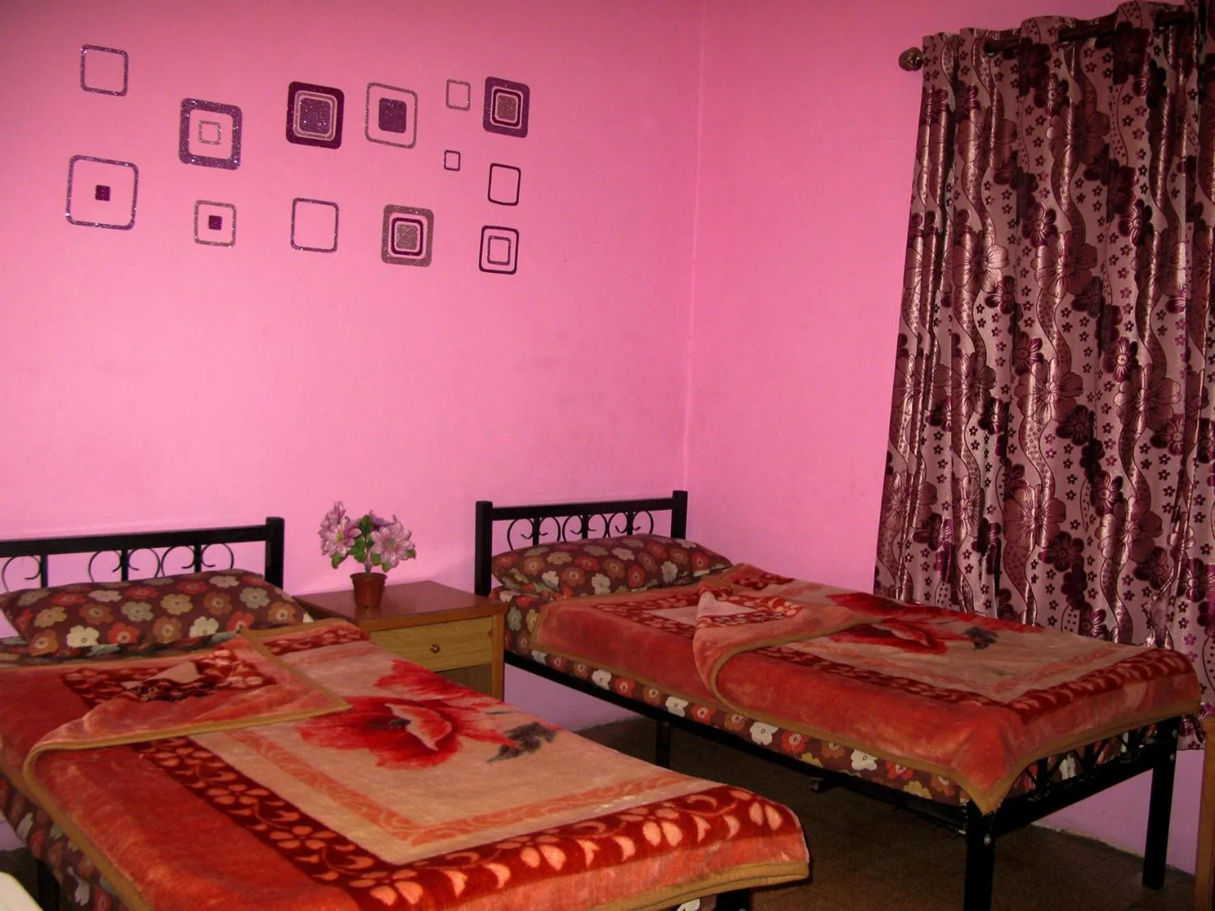 Bedroom, Bed in Cliff Hostel