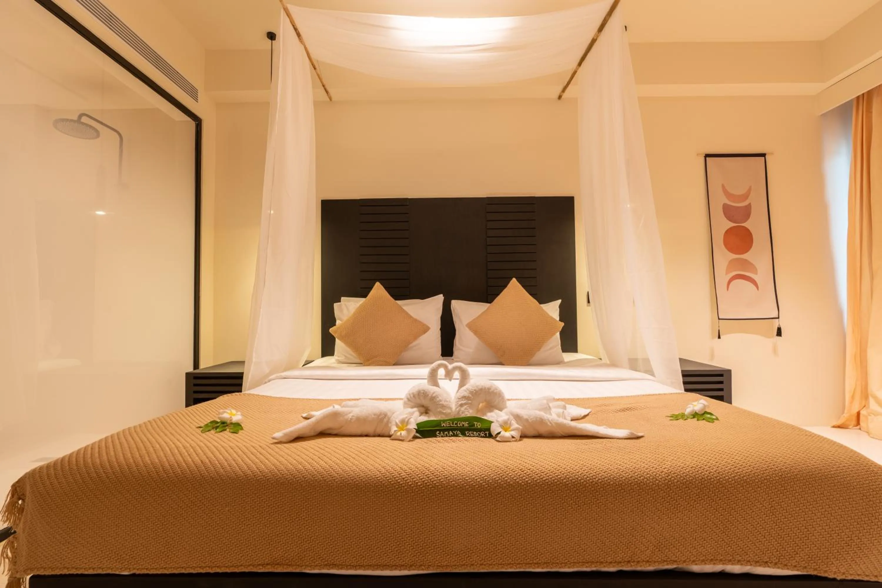 Bed in Samaya Wellness Resort