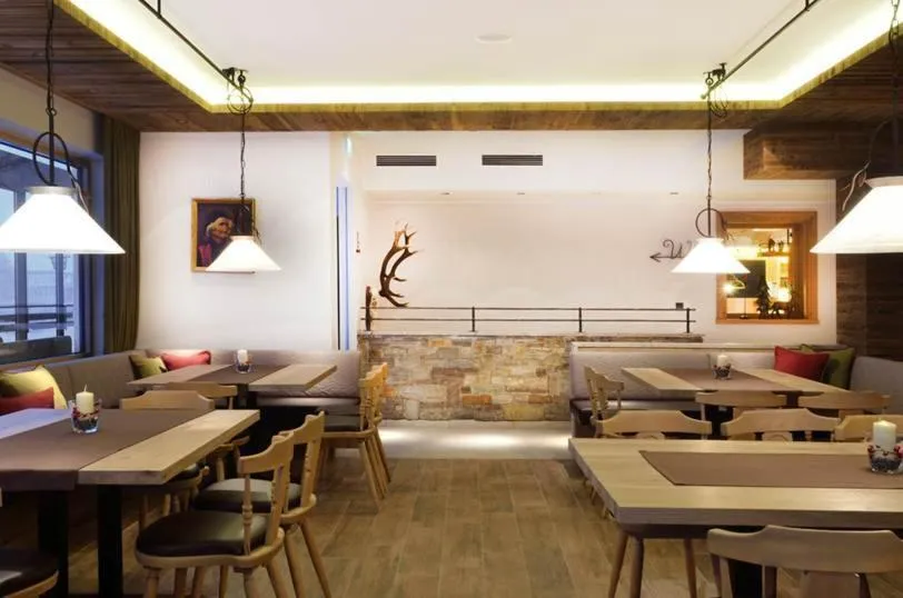 Restaurant/places to eat in Hotel-Gasthof zur Schönen Aussicht