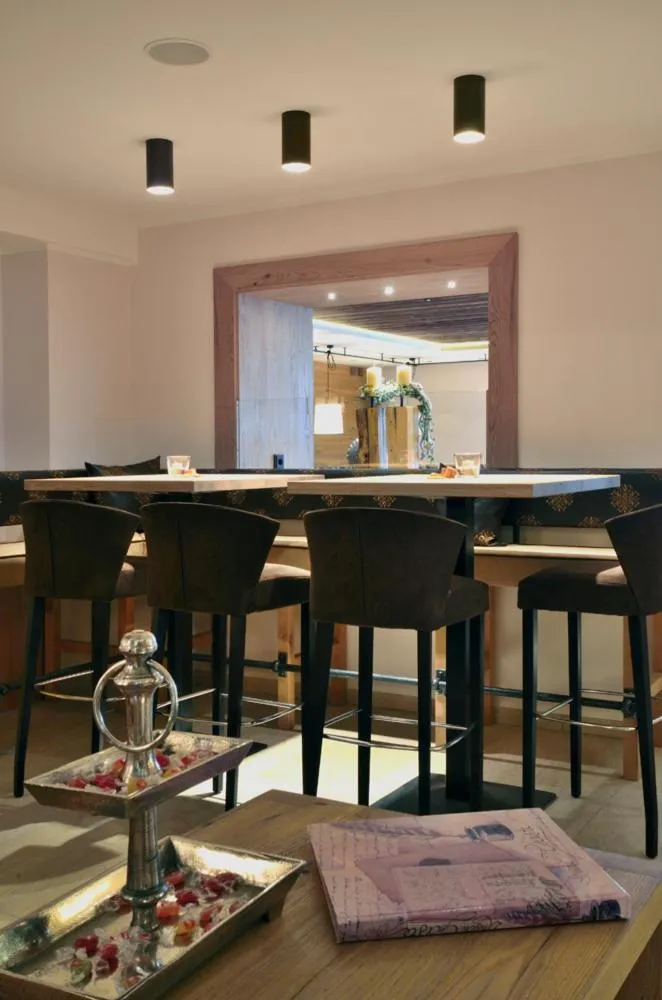 Lounge or bar in Hotel-Gasthof zur Schönen Aussicht