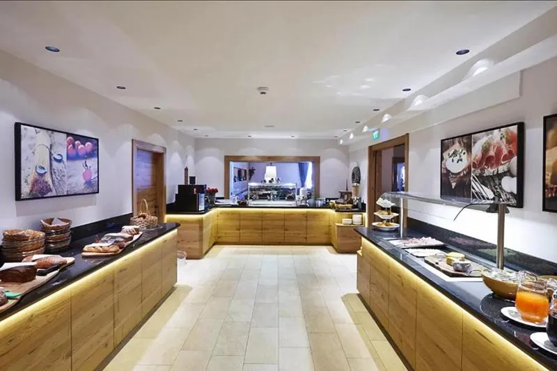 Breakfast in Hotel-Gasthof zur Schönen Aussicht