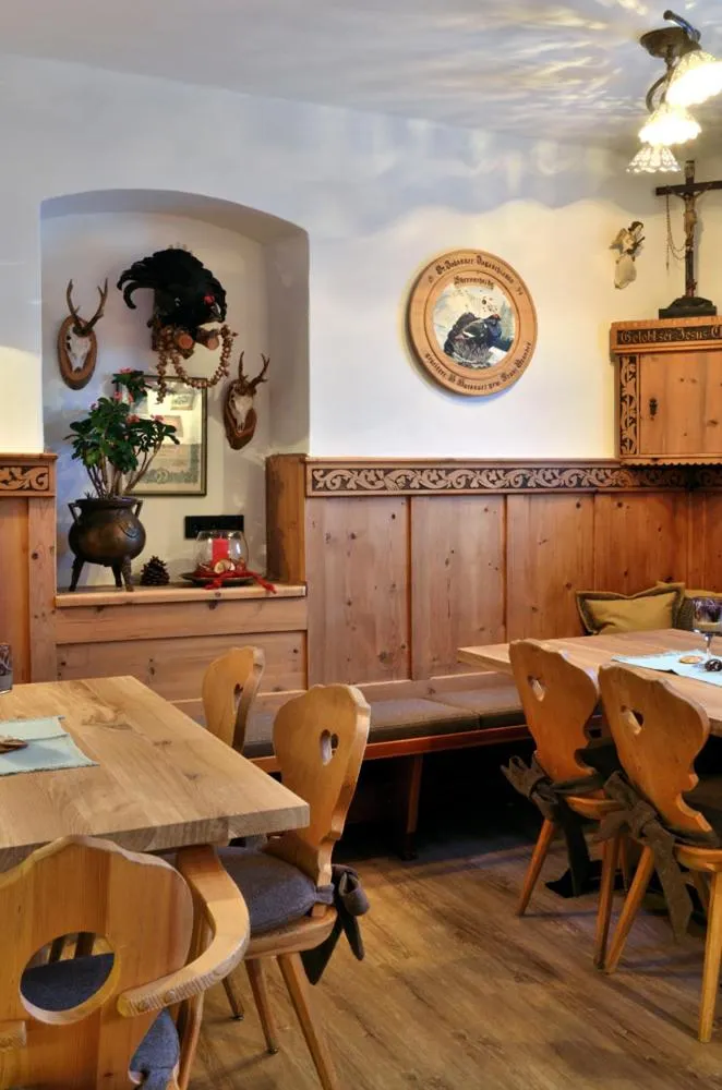 Restaurant/places to eat in Hotel-Gasthof zur Schönen Aussicht