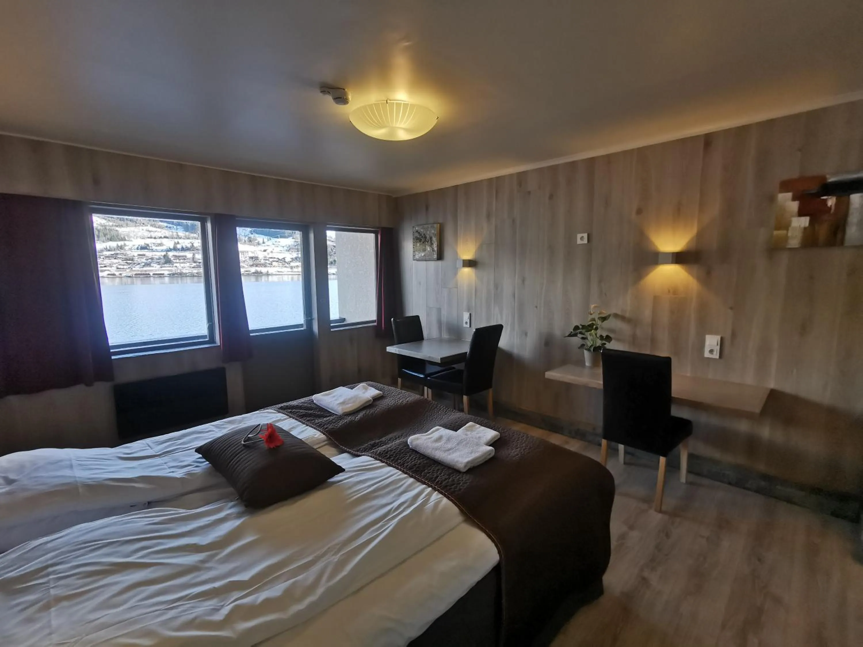 Bed in Strand Fjordhotel