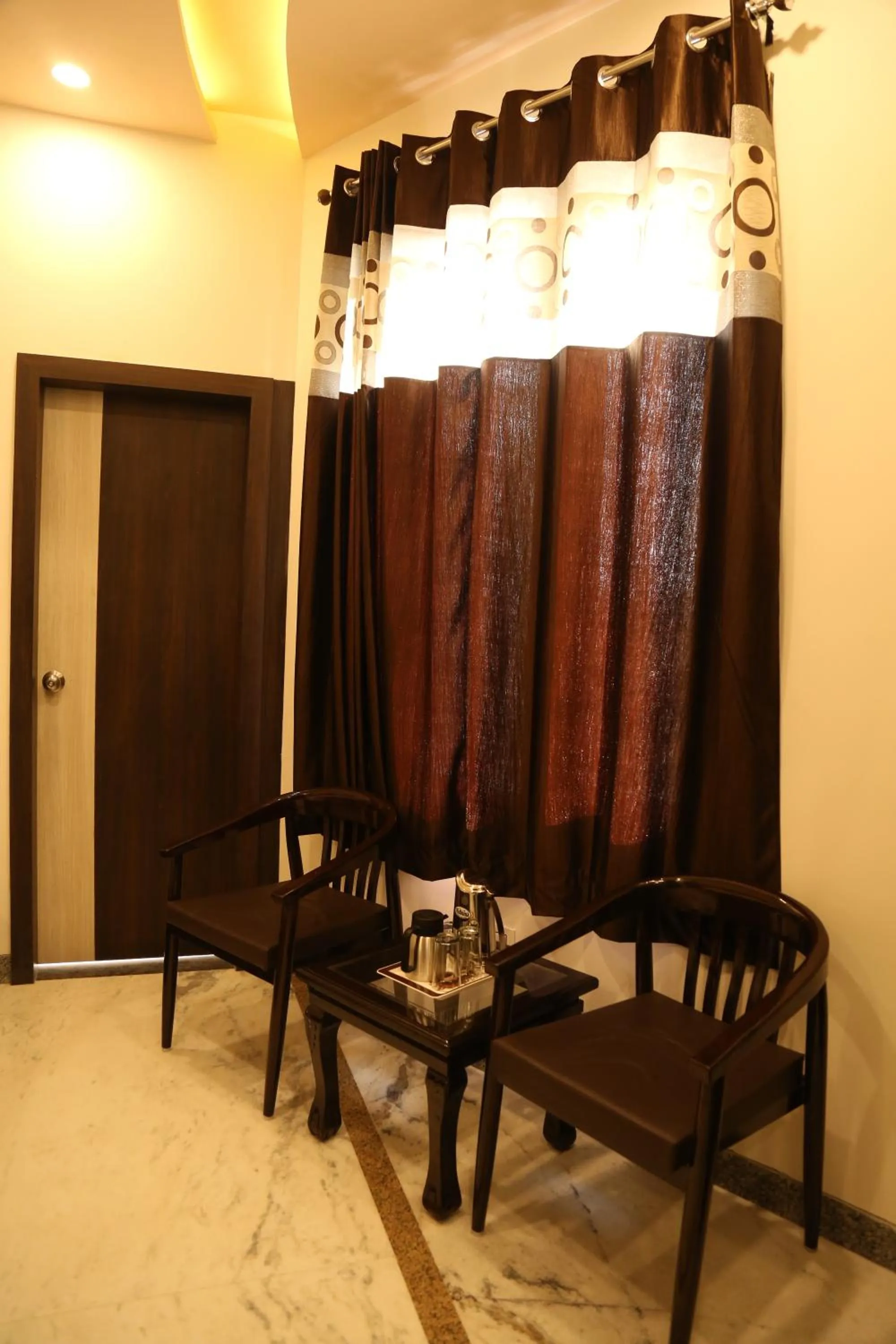 Seating area in Hotel Delight