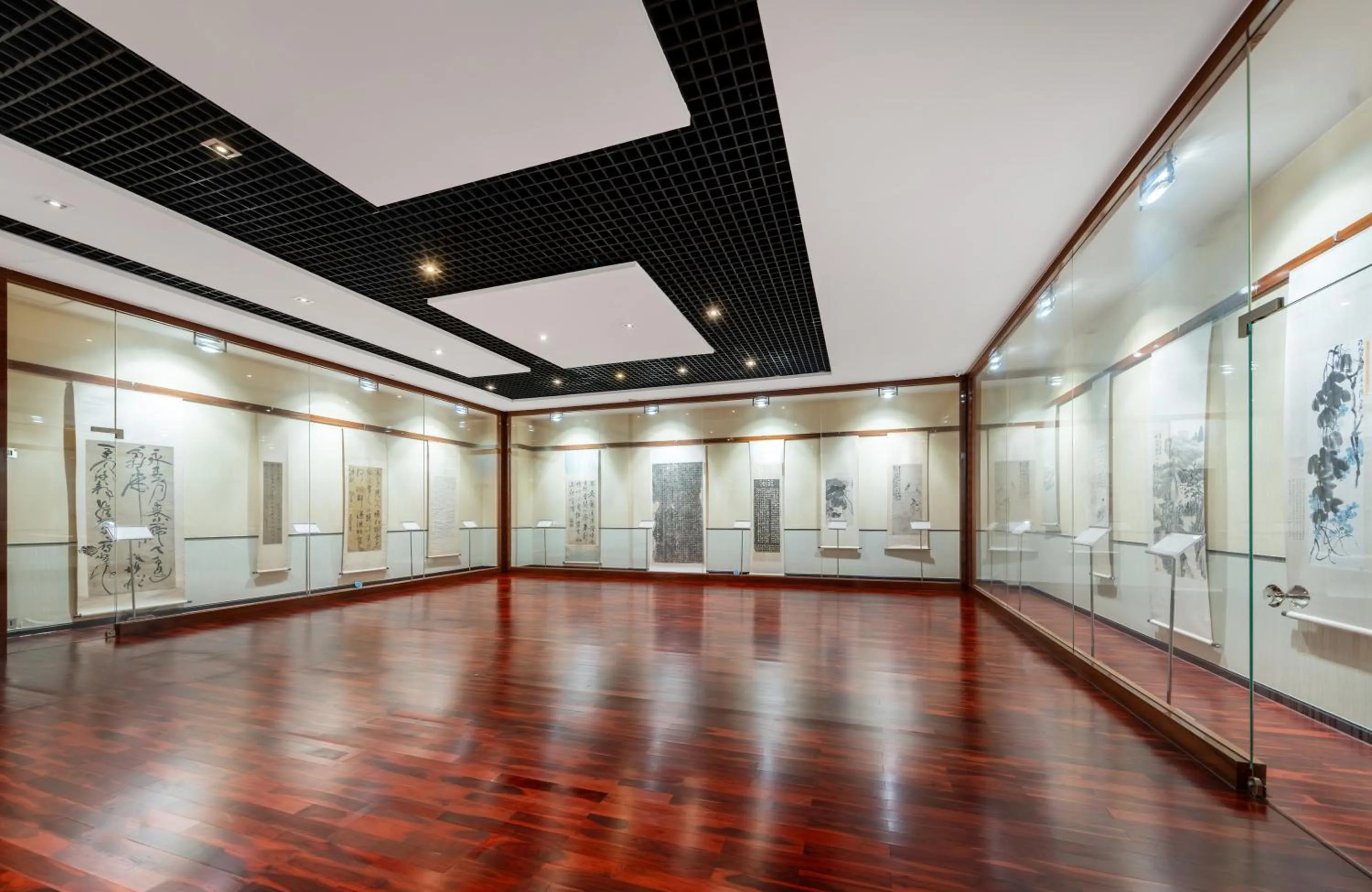 Entertainment in DoubleTree By Hilton Wuxi