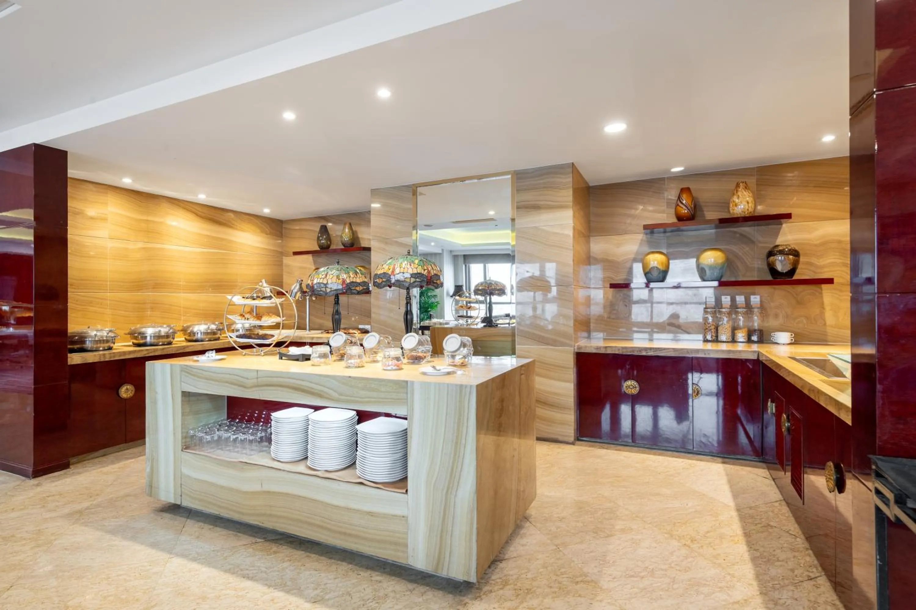 Restaurant/places to eat in DoubleTree By Hilton Wuxi