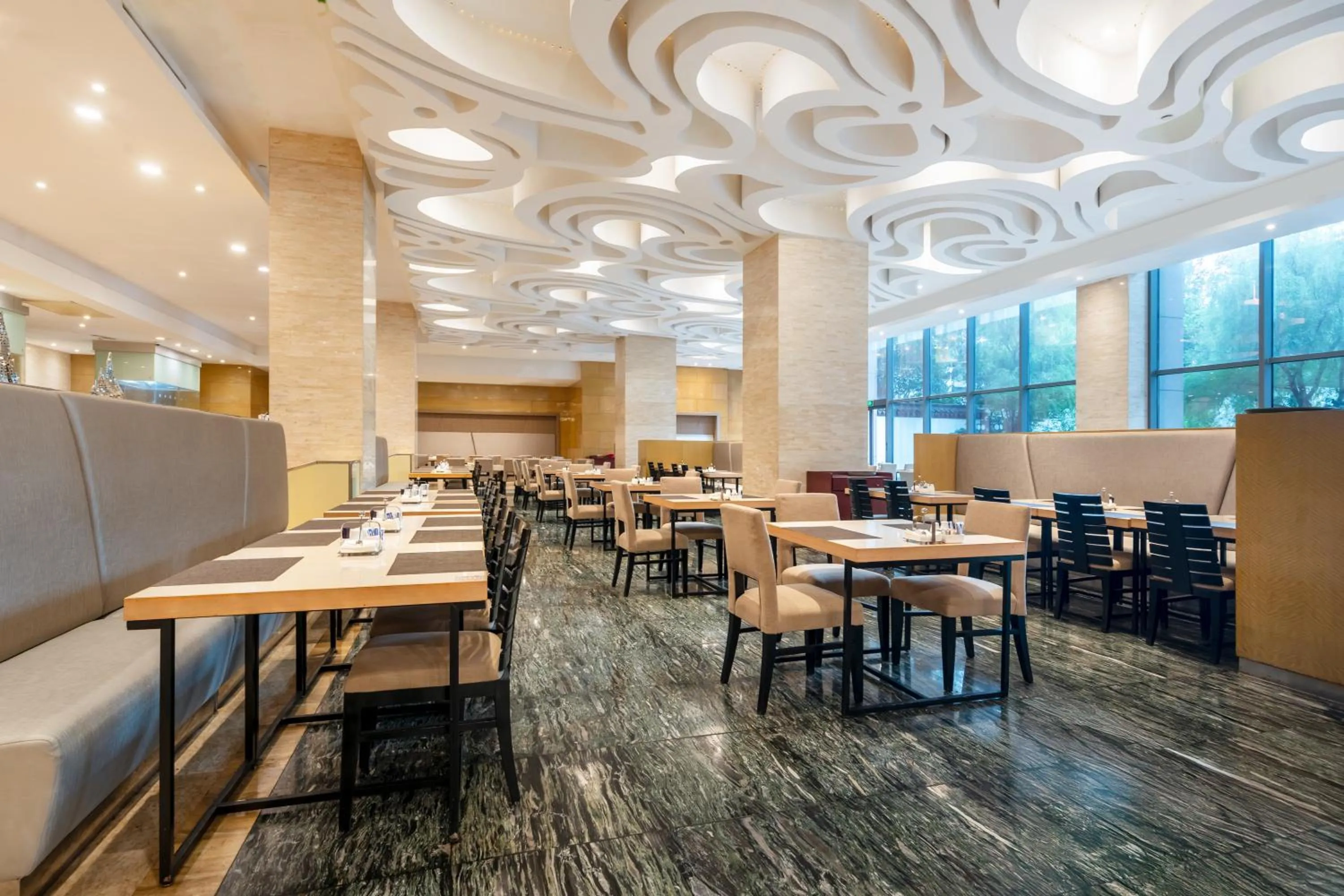 Restaurant/places to eat in DoubleTree By Hilton Wuxi