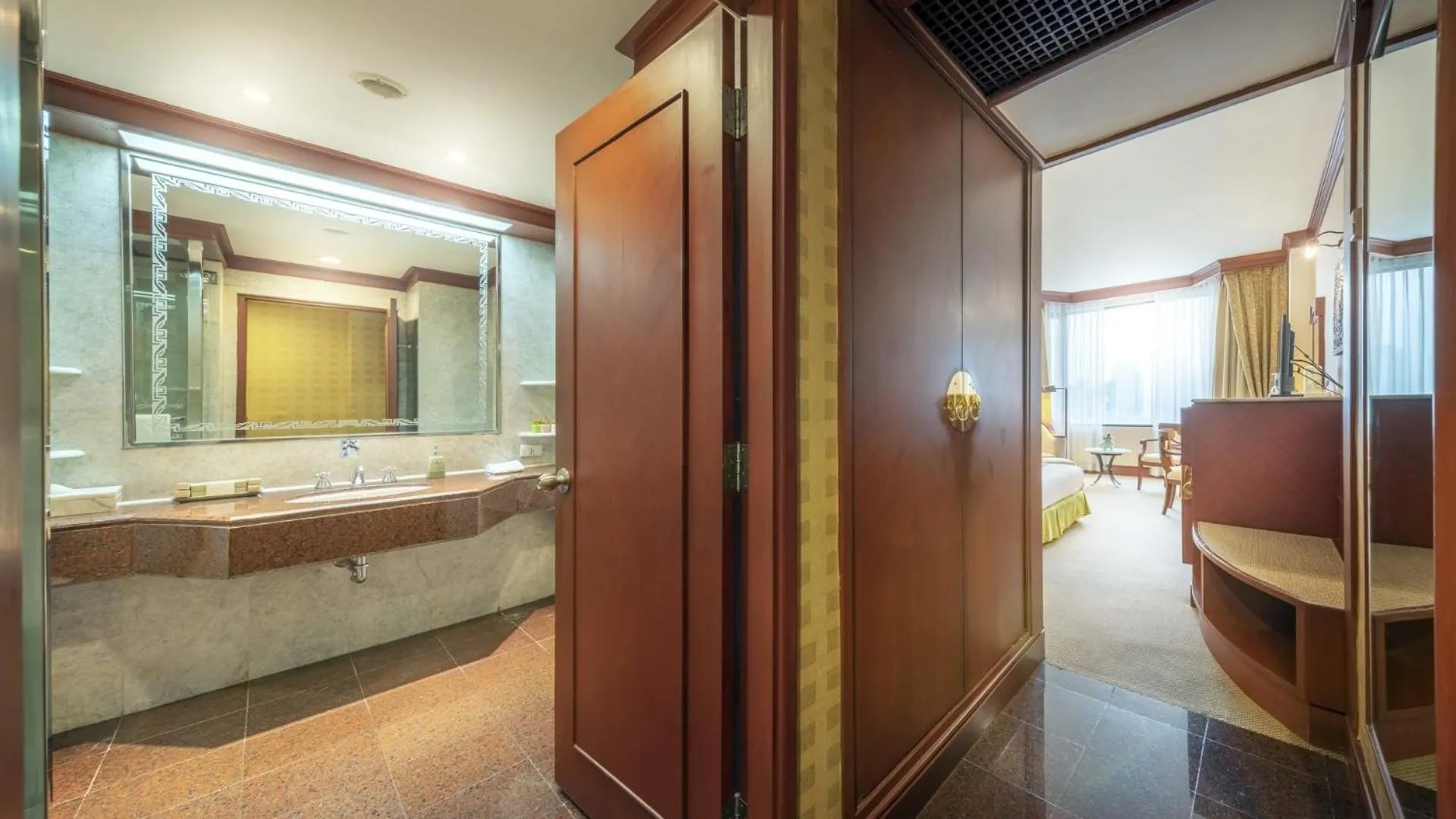 Bedroom, Bathroom in Ramada by Wyndham Bangkok Chaophya Park