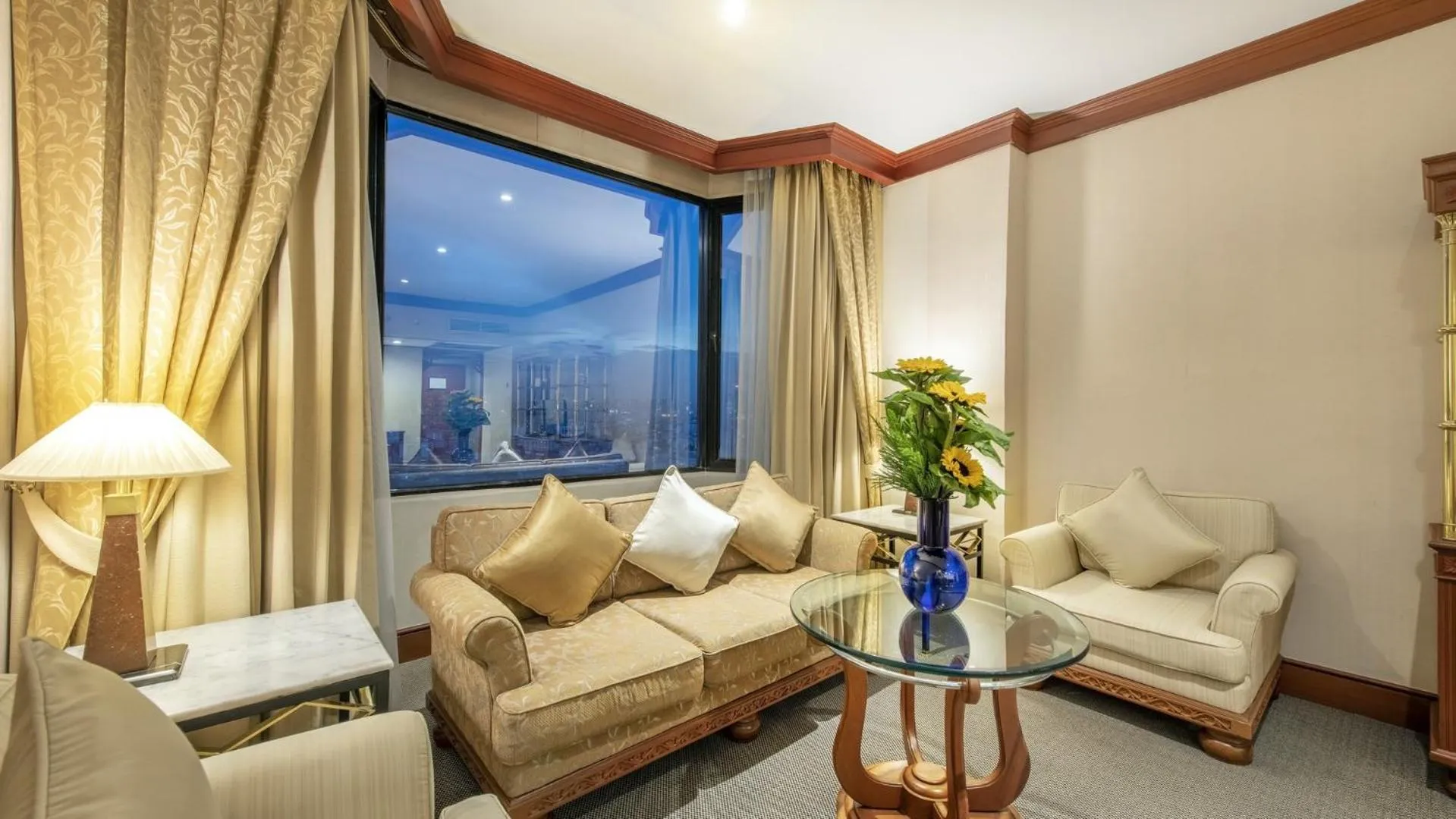 Bedroom, Seating Area in Ramada by Wyndham Bangkok Chaophya Park