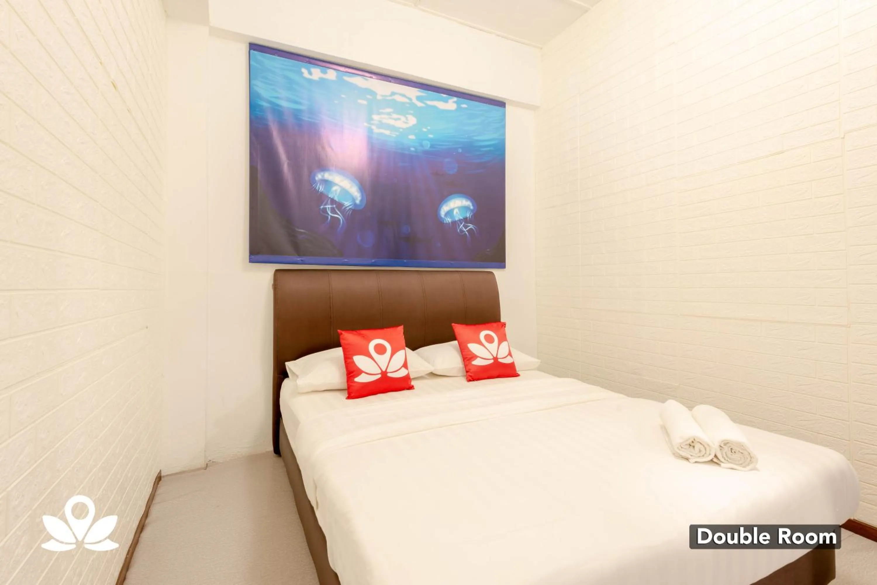 Bed in Island Backpackers