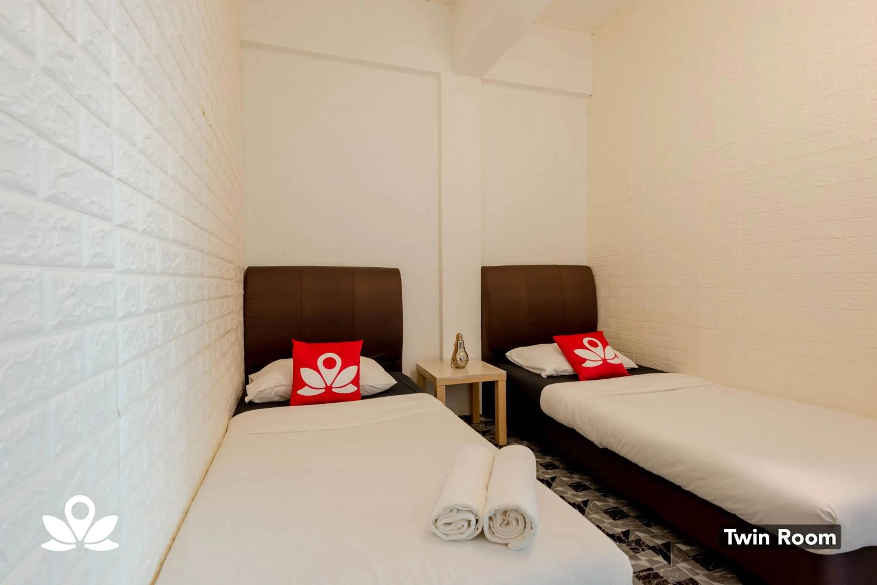 Bed in Island Backpackers