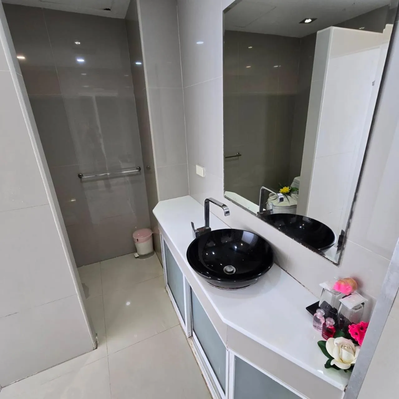 Bathroom in Cozy Resort, A Boutique Hotel