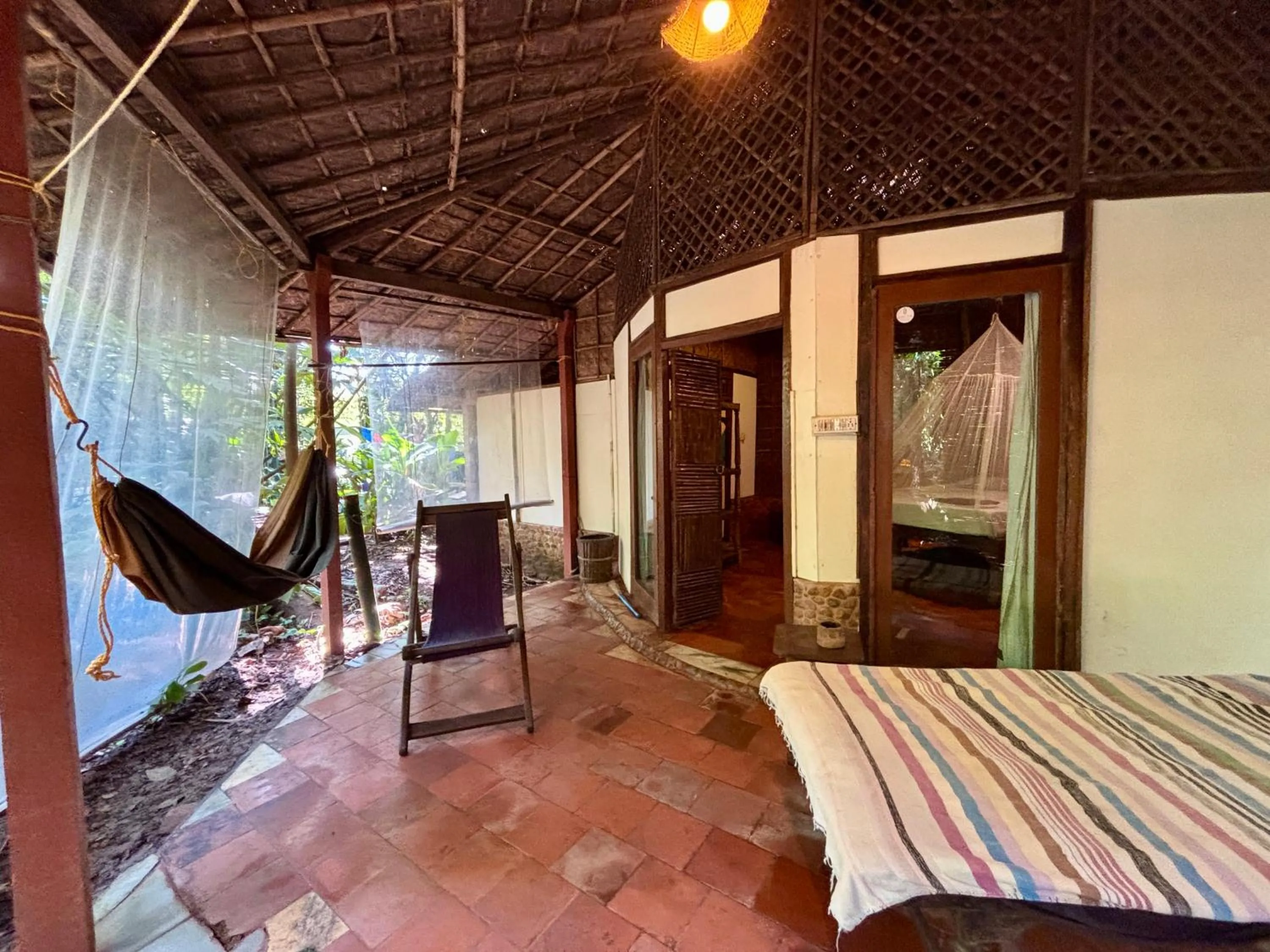 Bed in Bhakti Kutir