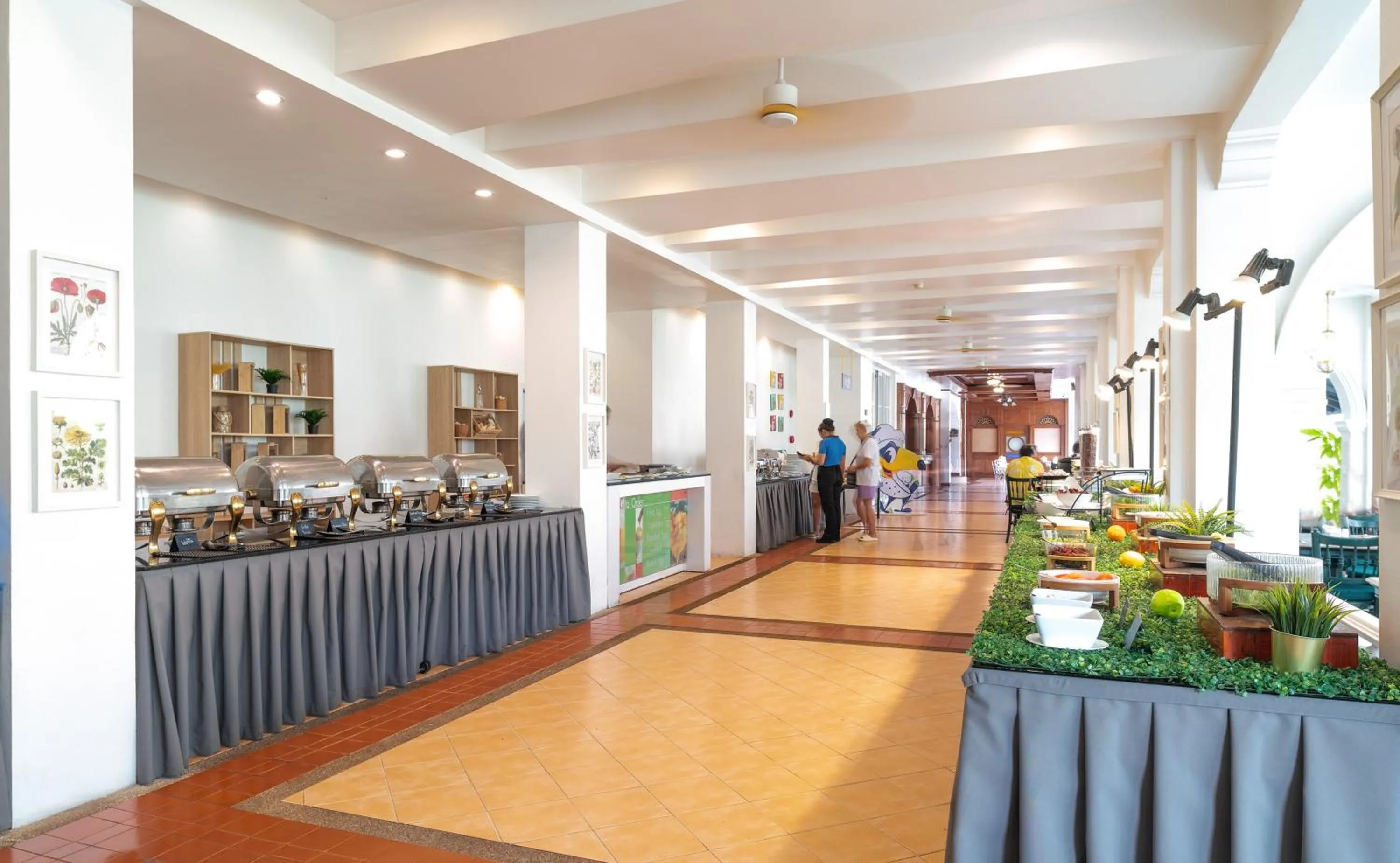 Restaurant/places to eat in The Old Phuket - Karon Beach Resort