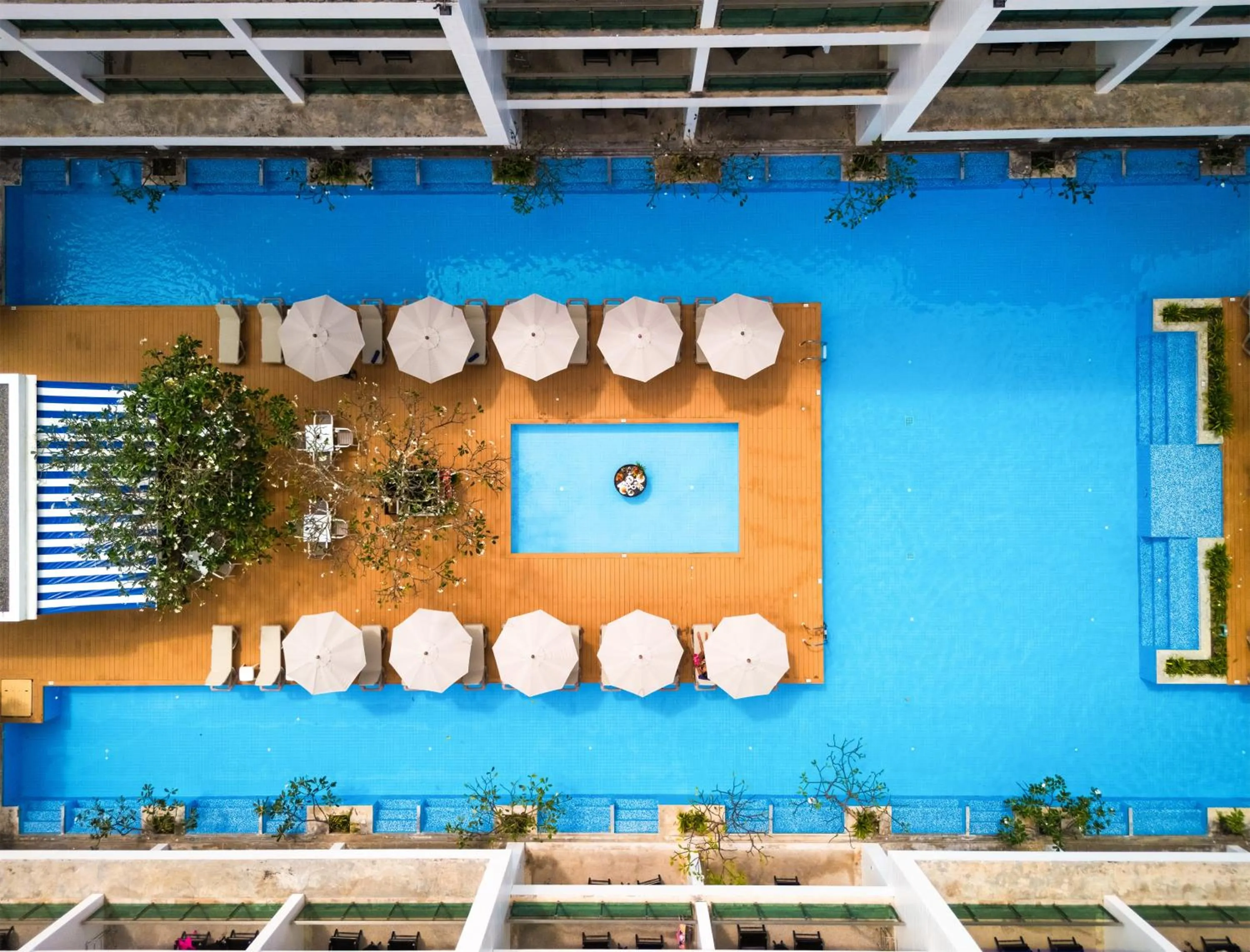Swimming pool in The Old Phuket - Karon Beach Resort