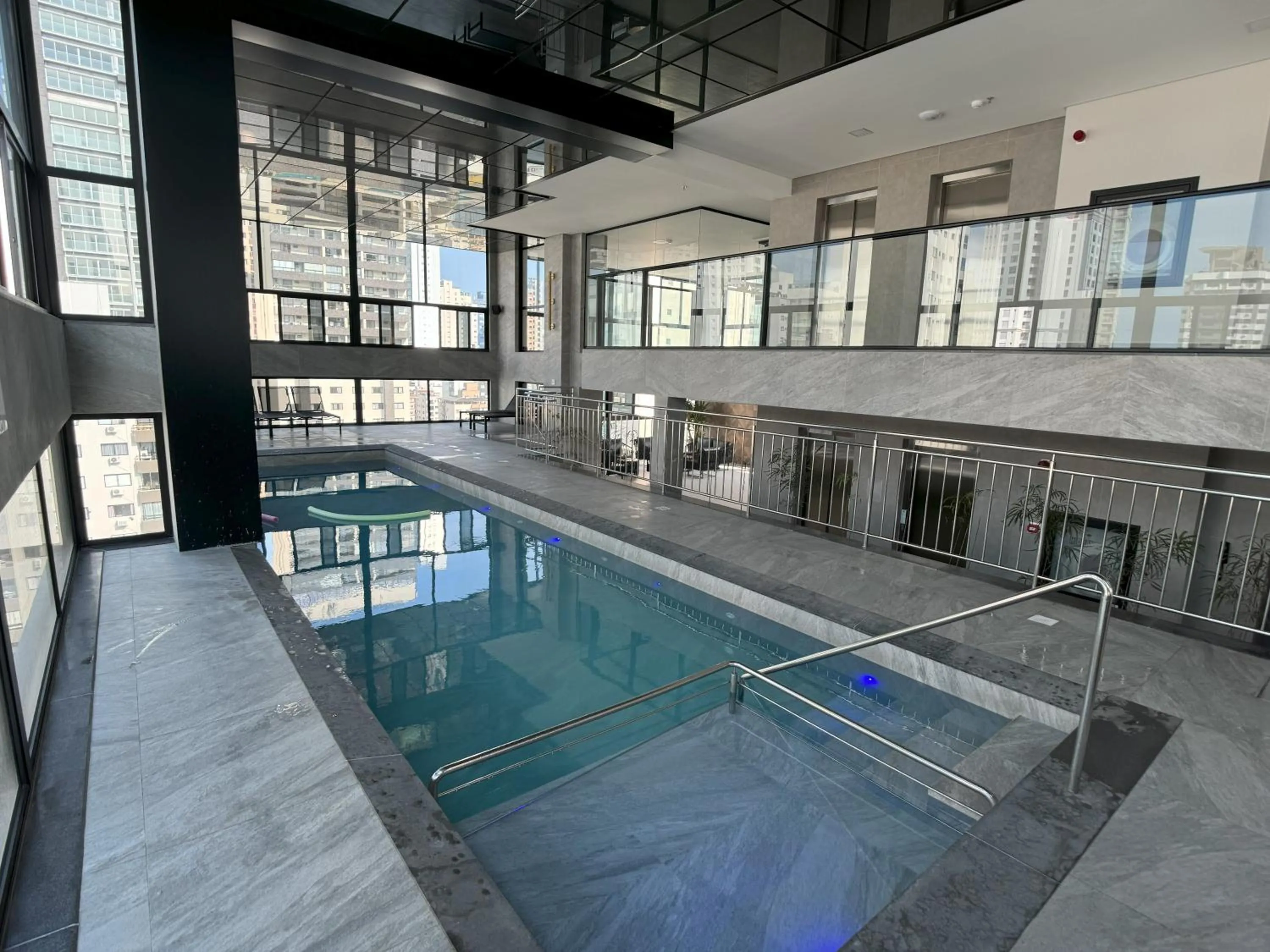 Swimming pool in Hotel das Américas