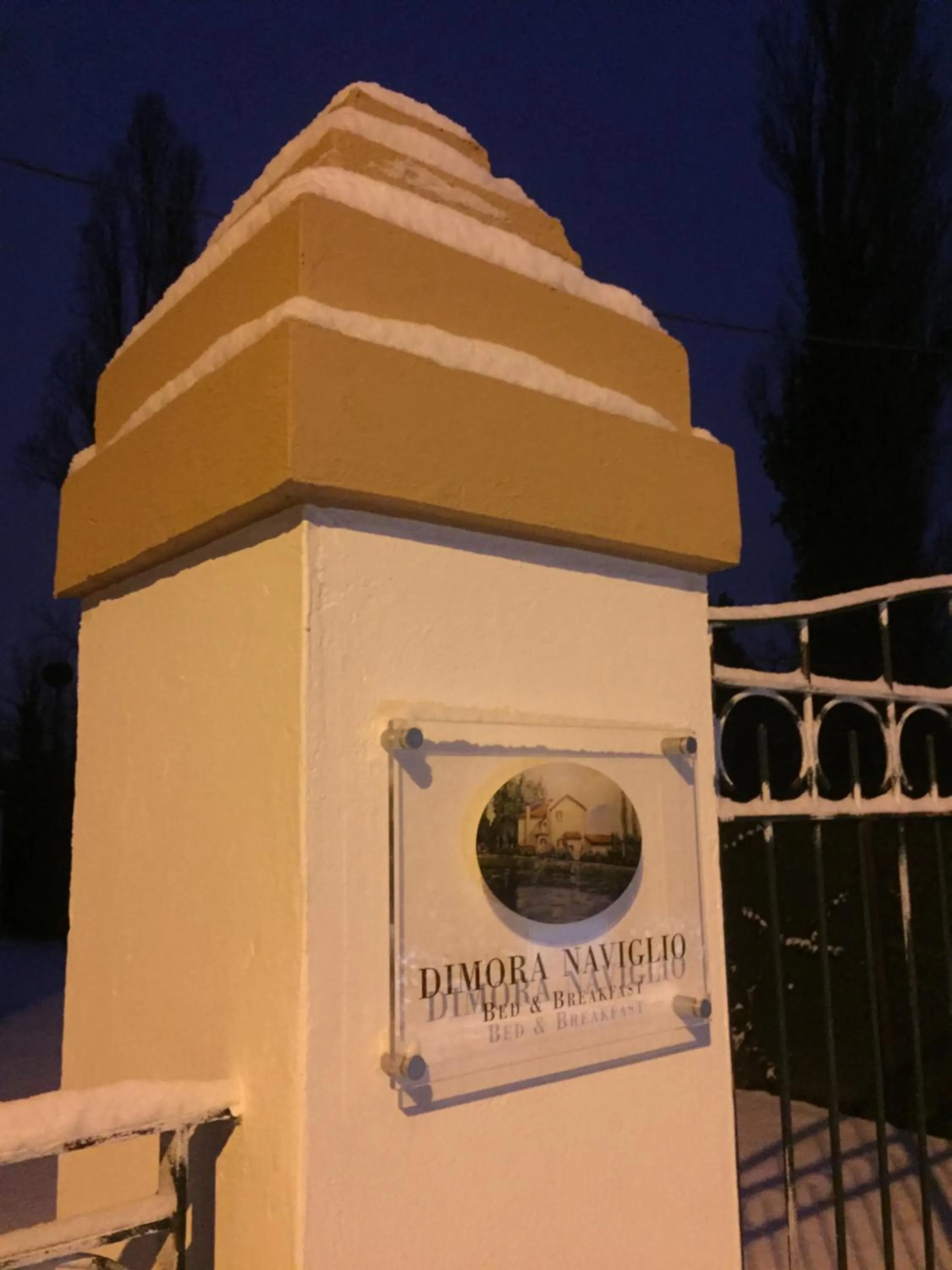 Facade/entrance in Dimora Naviglio