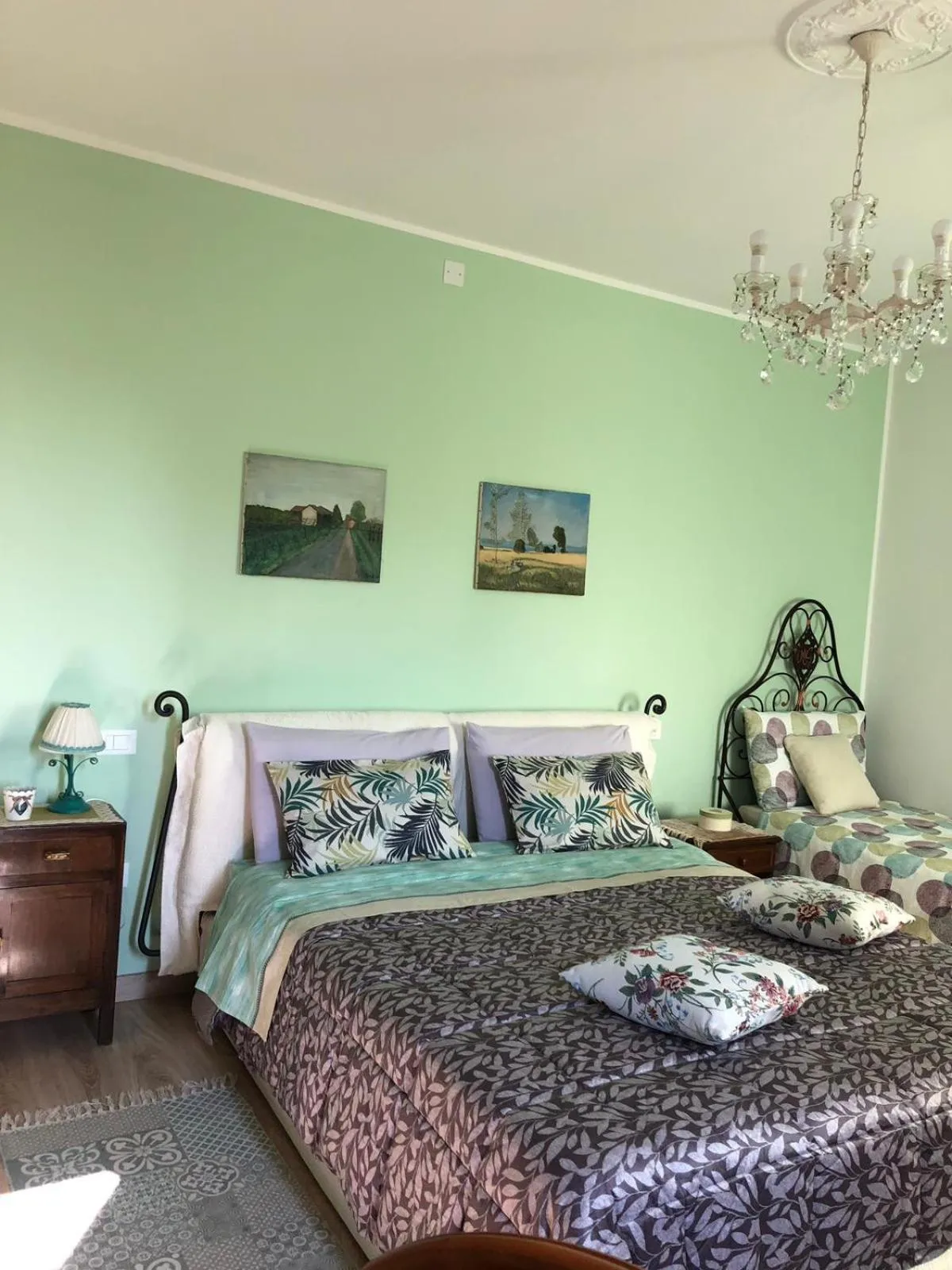 Photo of the whole room, Bed in Dimora Naviglio