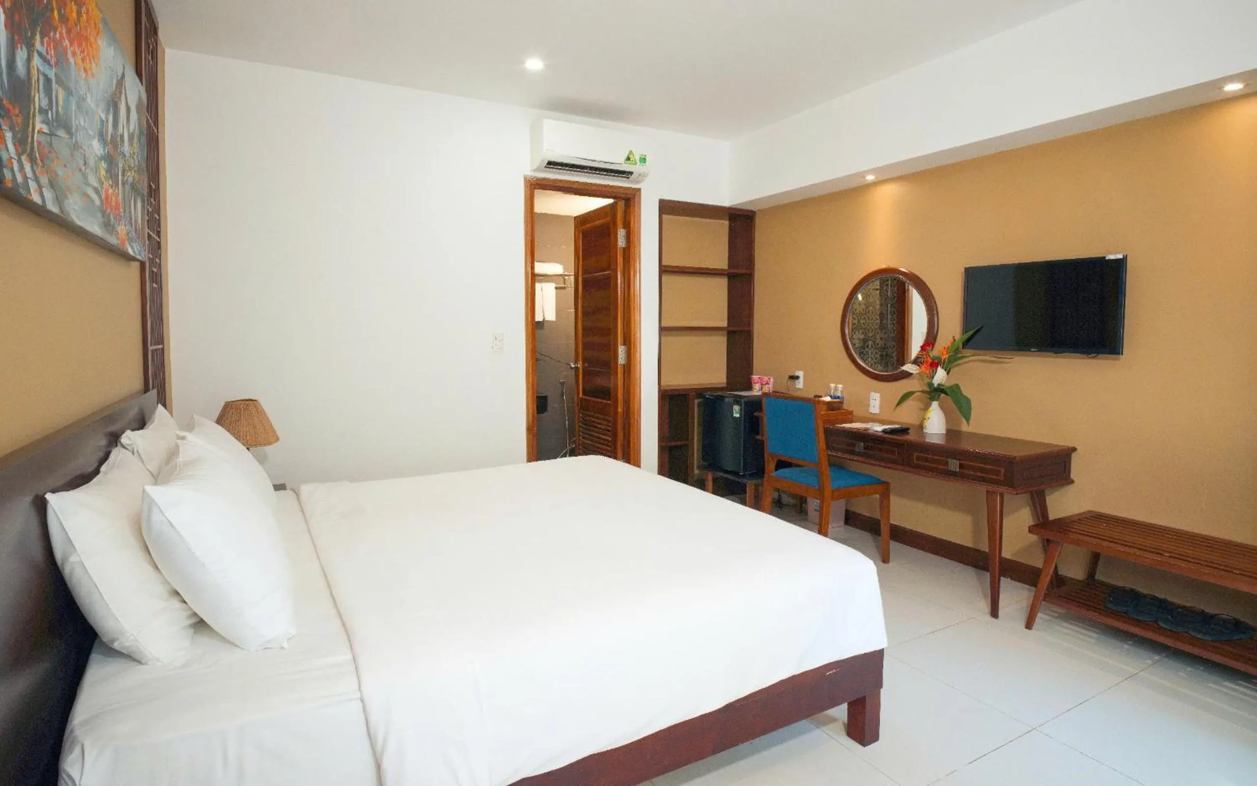 Bed in Nadine Phu Quoc Resort & Spa