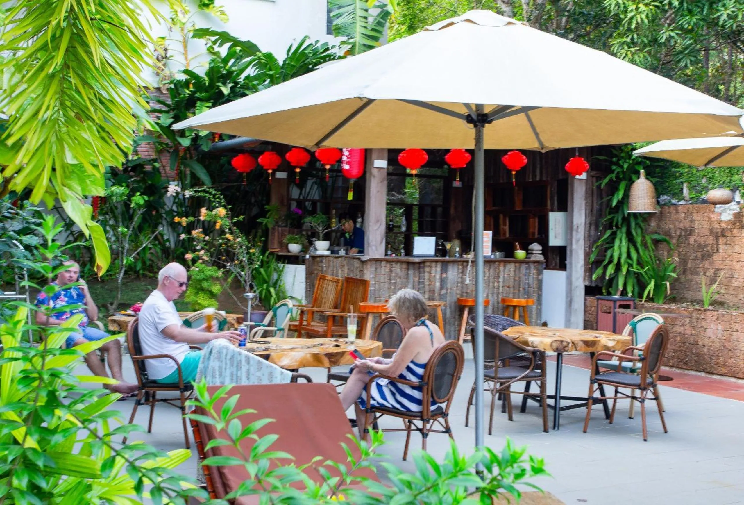 Lounge or bar in Nadine Phu Quoc Resort & Spa