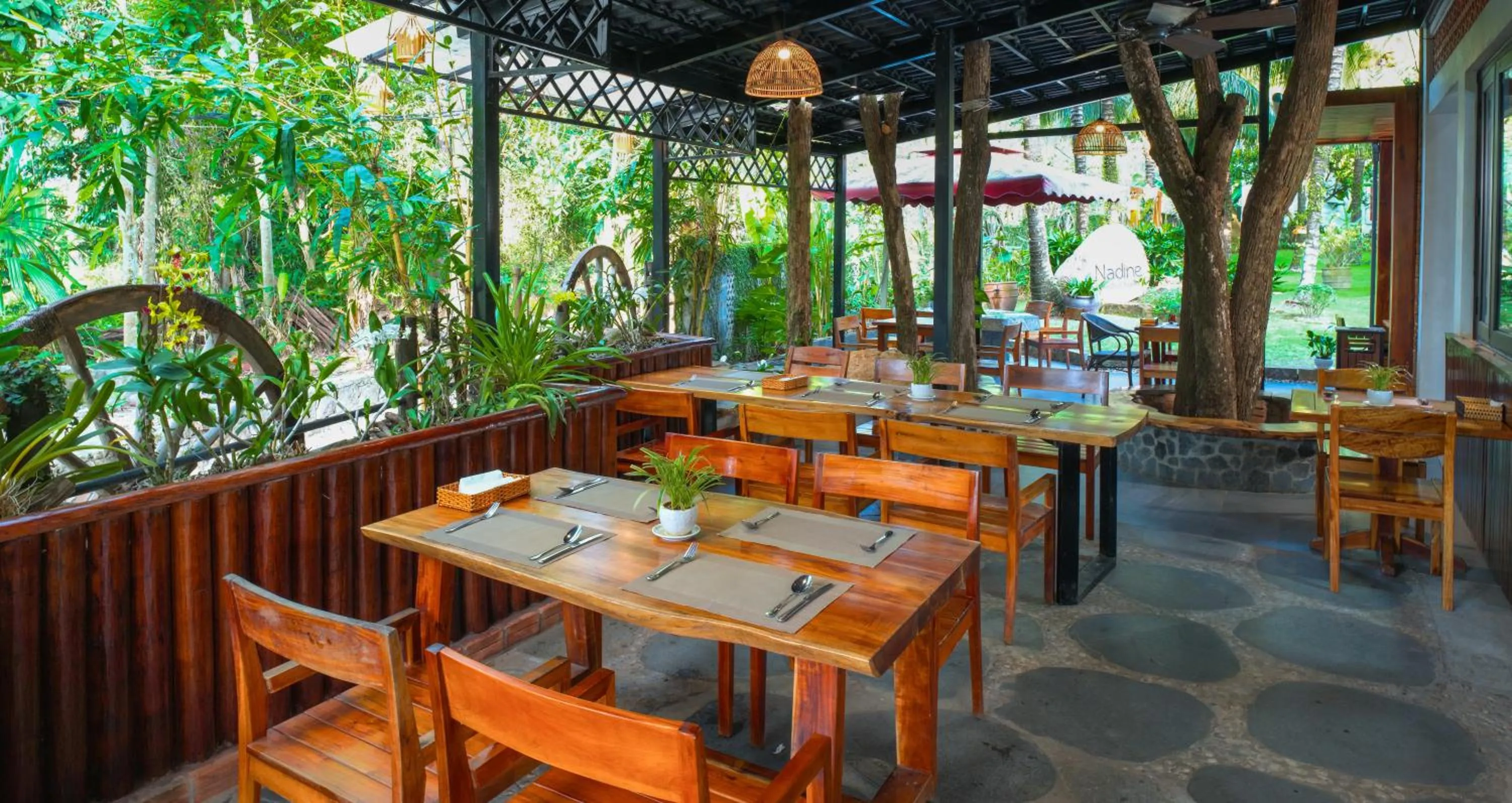 Restaurant/places to eat in Nadine Phu Quoc Resort & Spa
