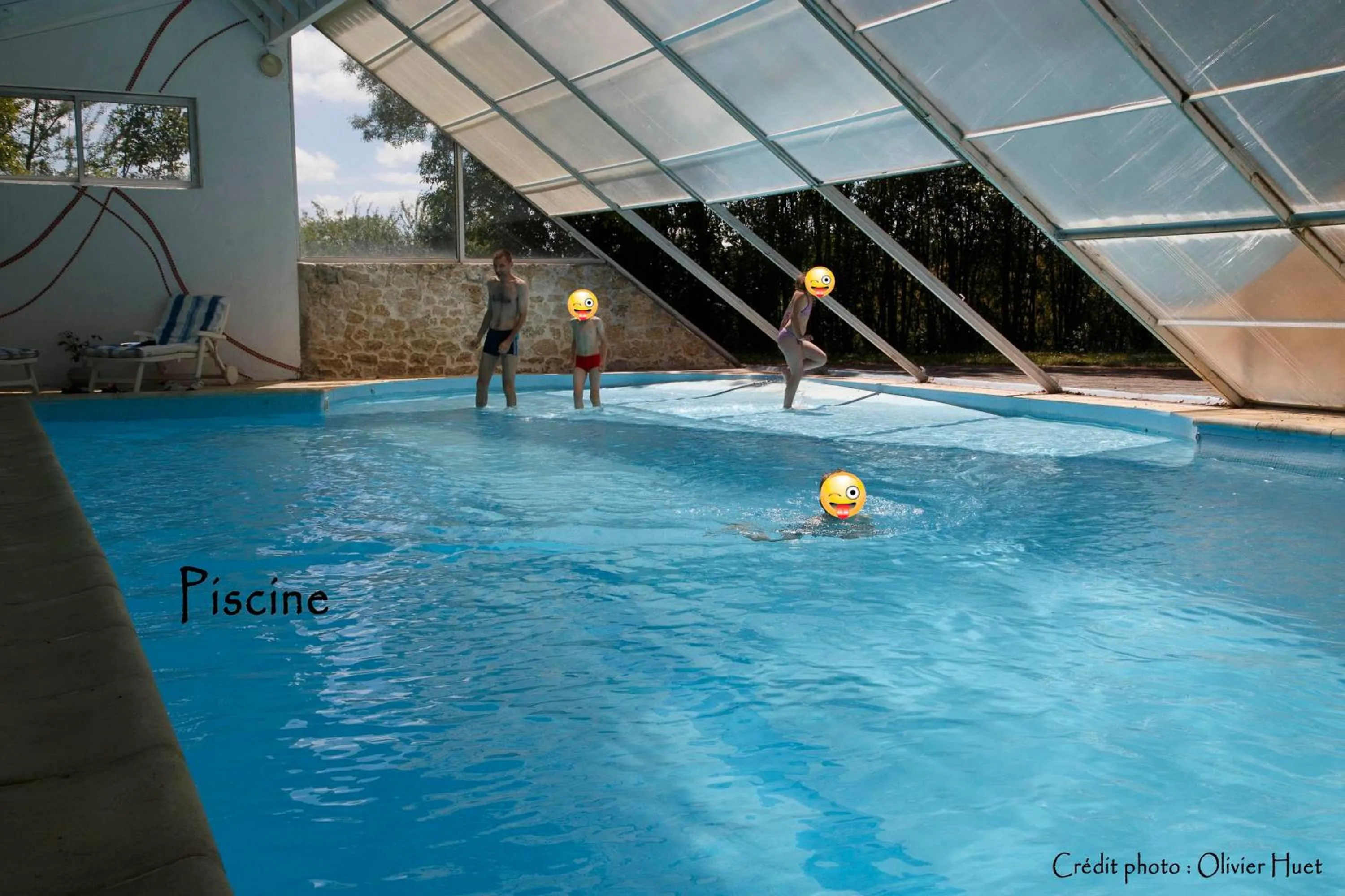 People in La chambre la Tricherie