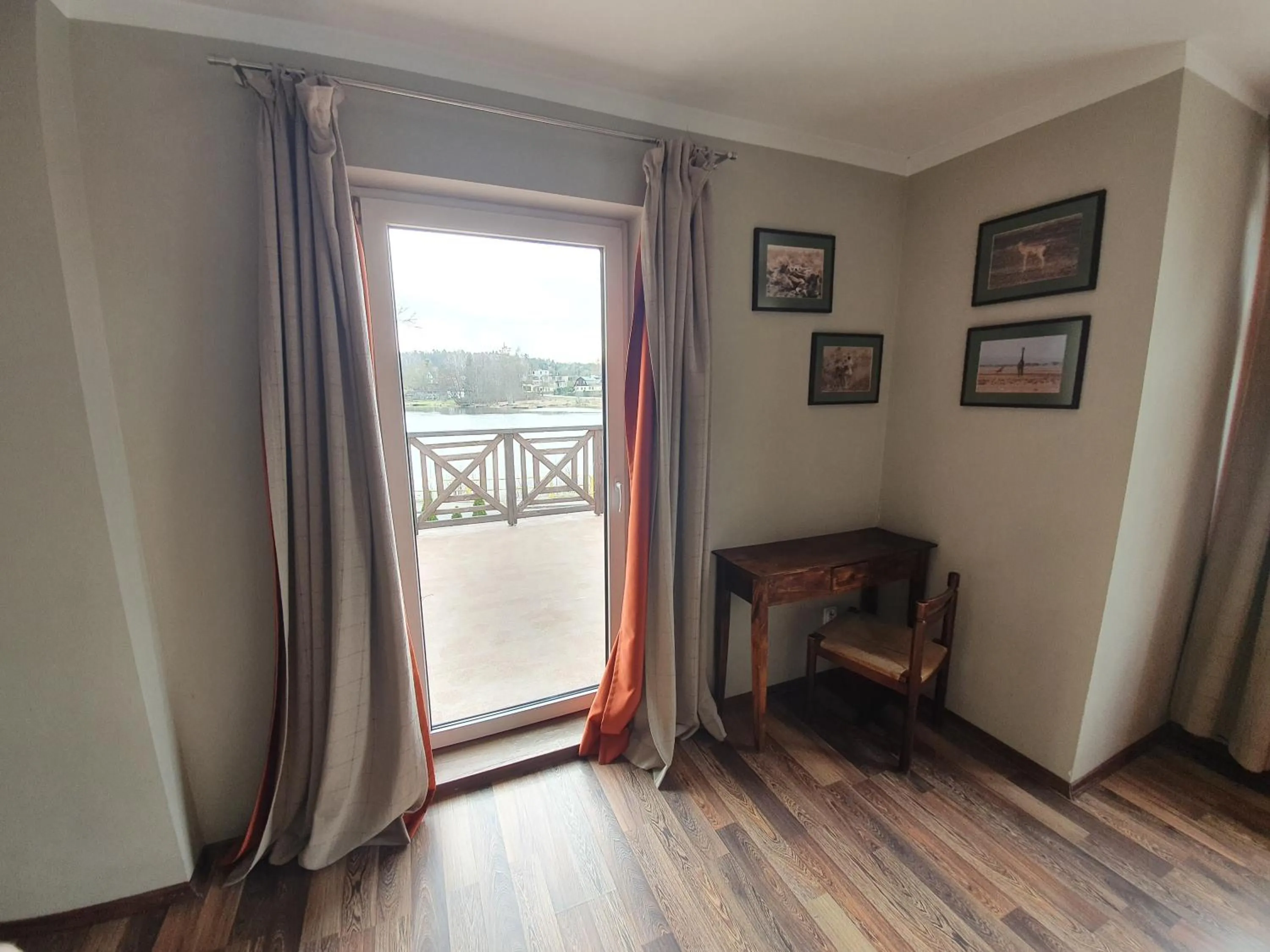 Seating area in Przystanek Tleń