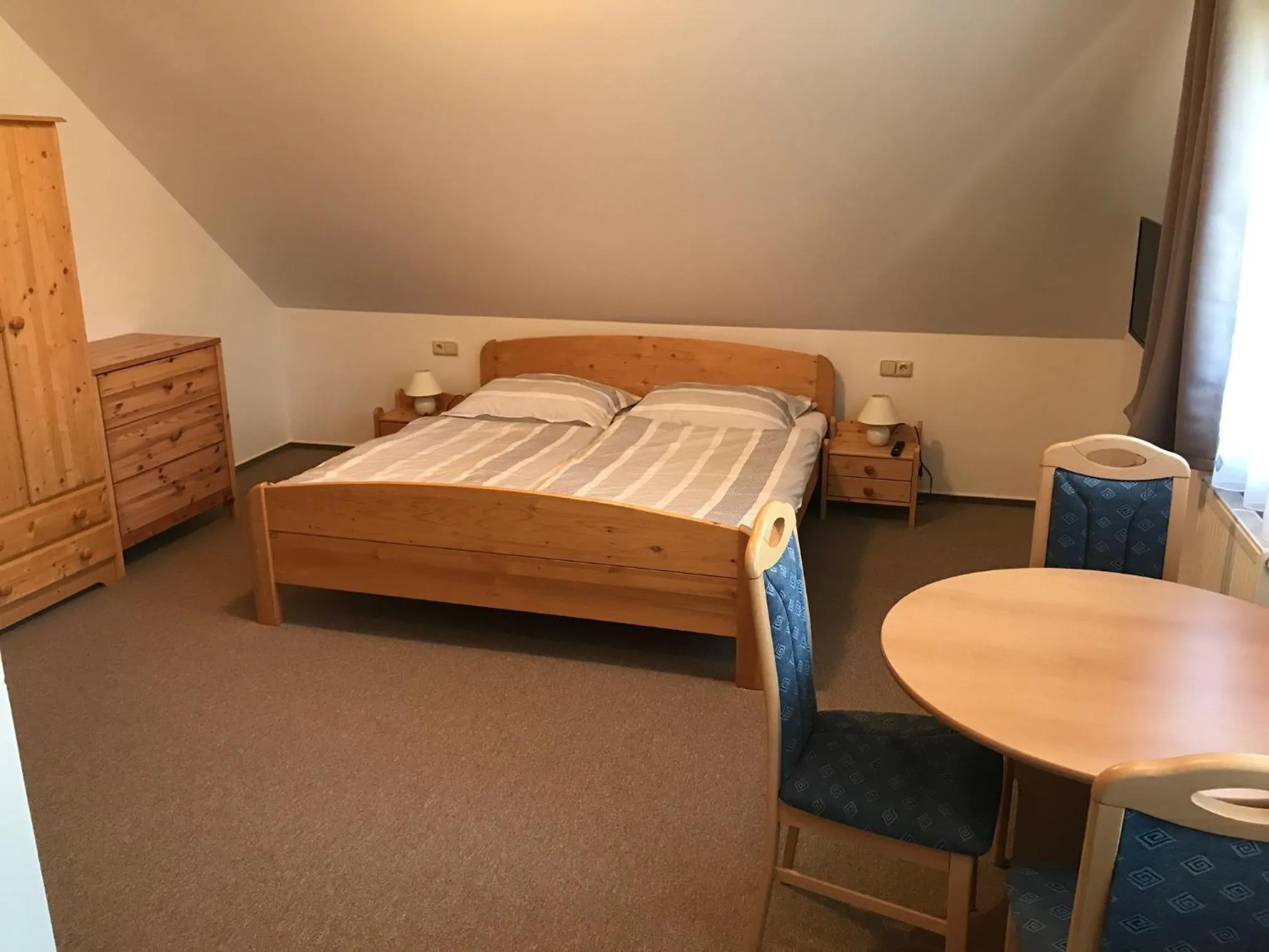 Bedroom, Bed in Harrachov 571