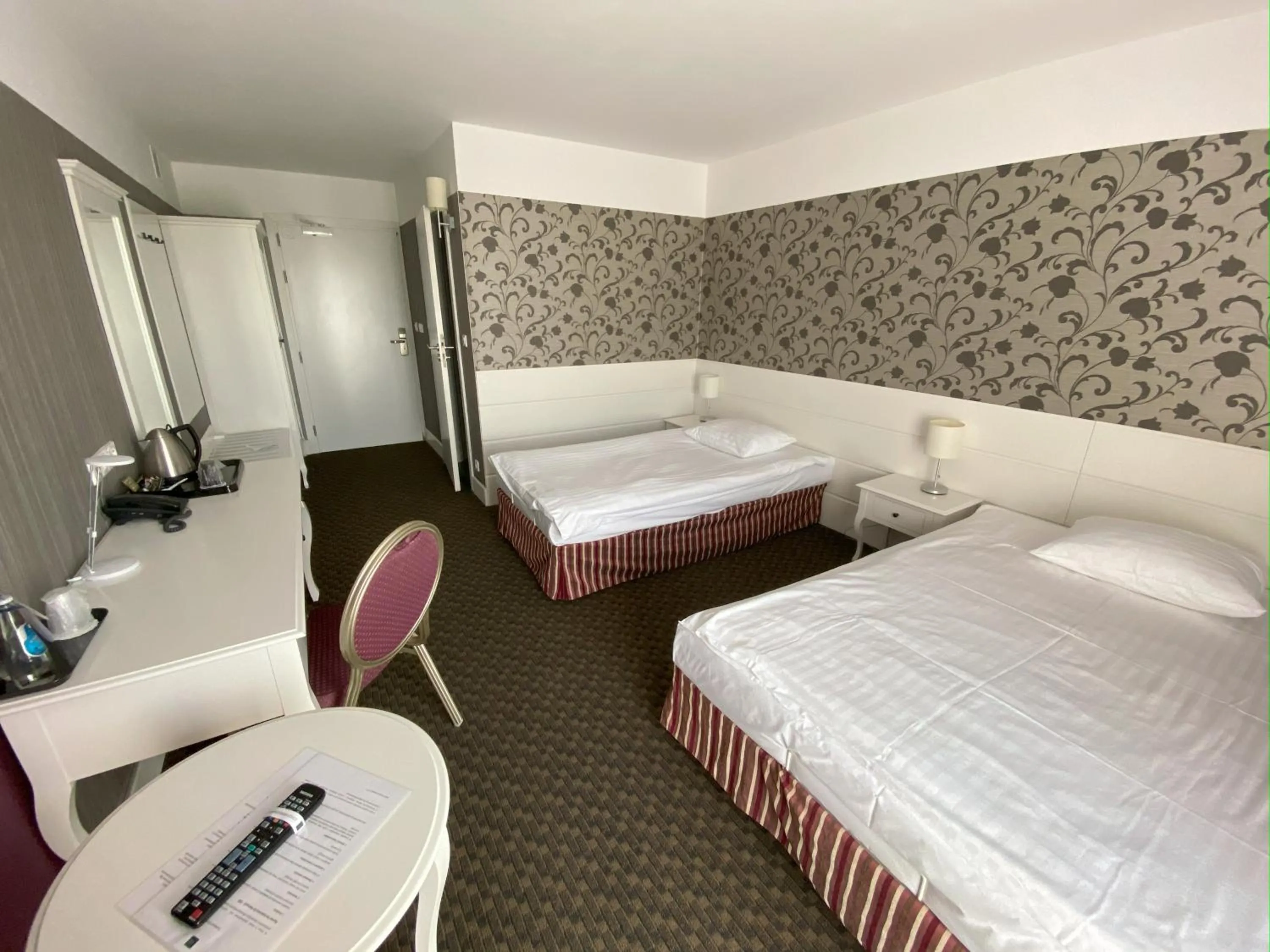 Other, Bed in Hotel Lamberton