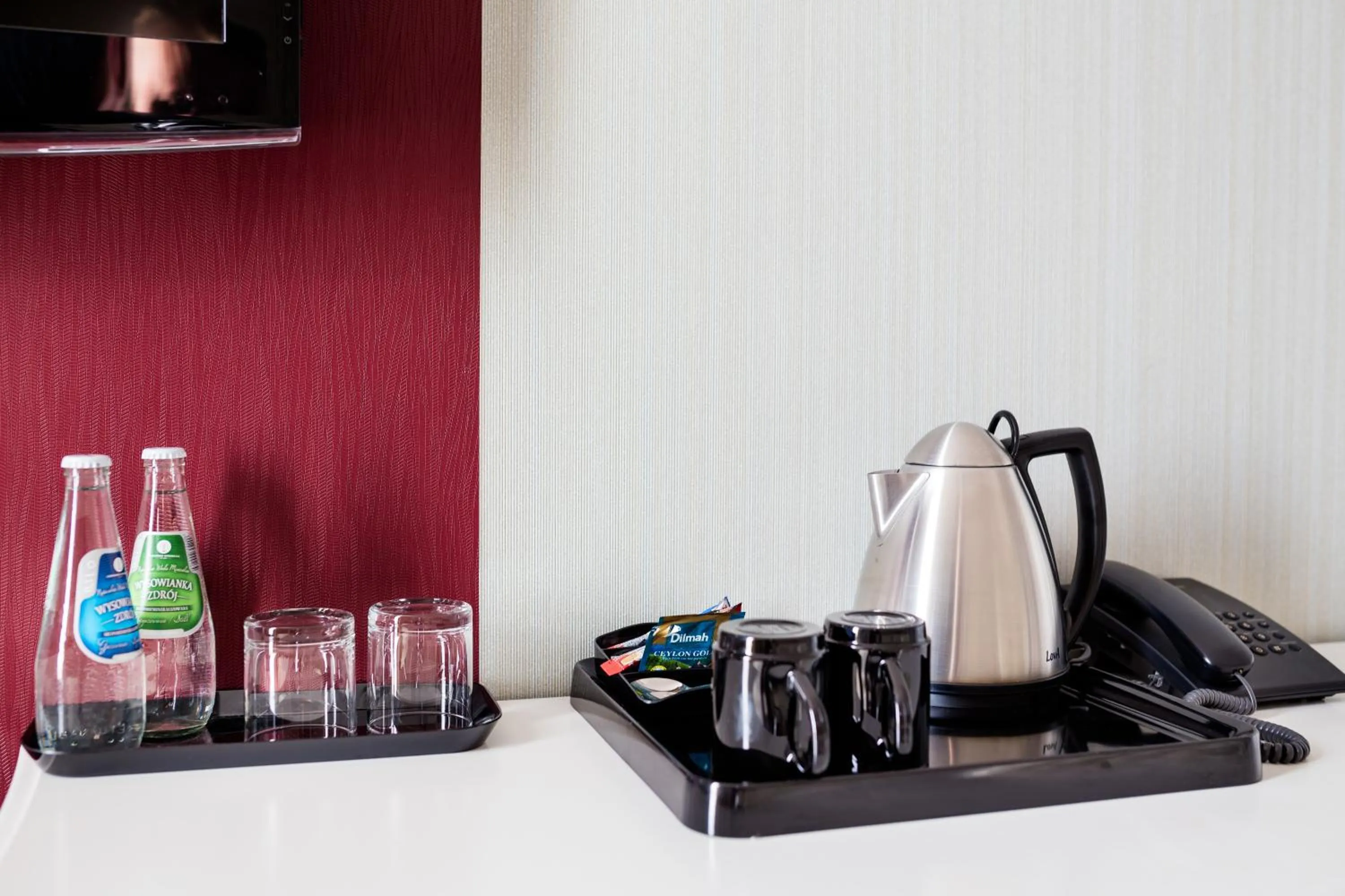 Coffee/tea facilities in Hotel Lamberton