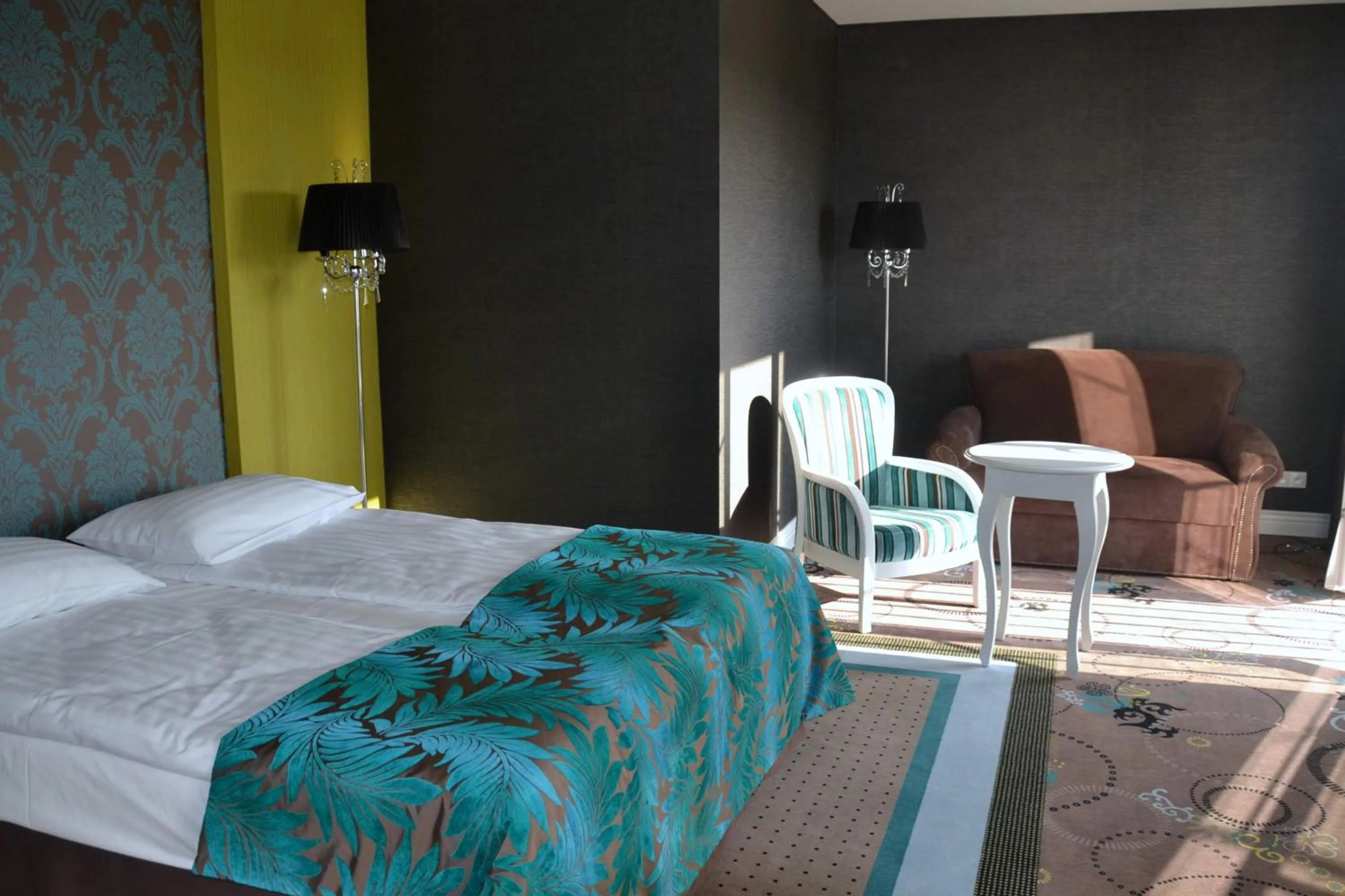 Bed in Hotel Lamberton