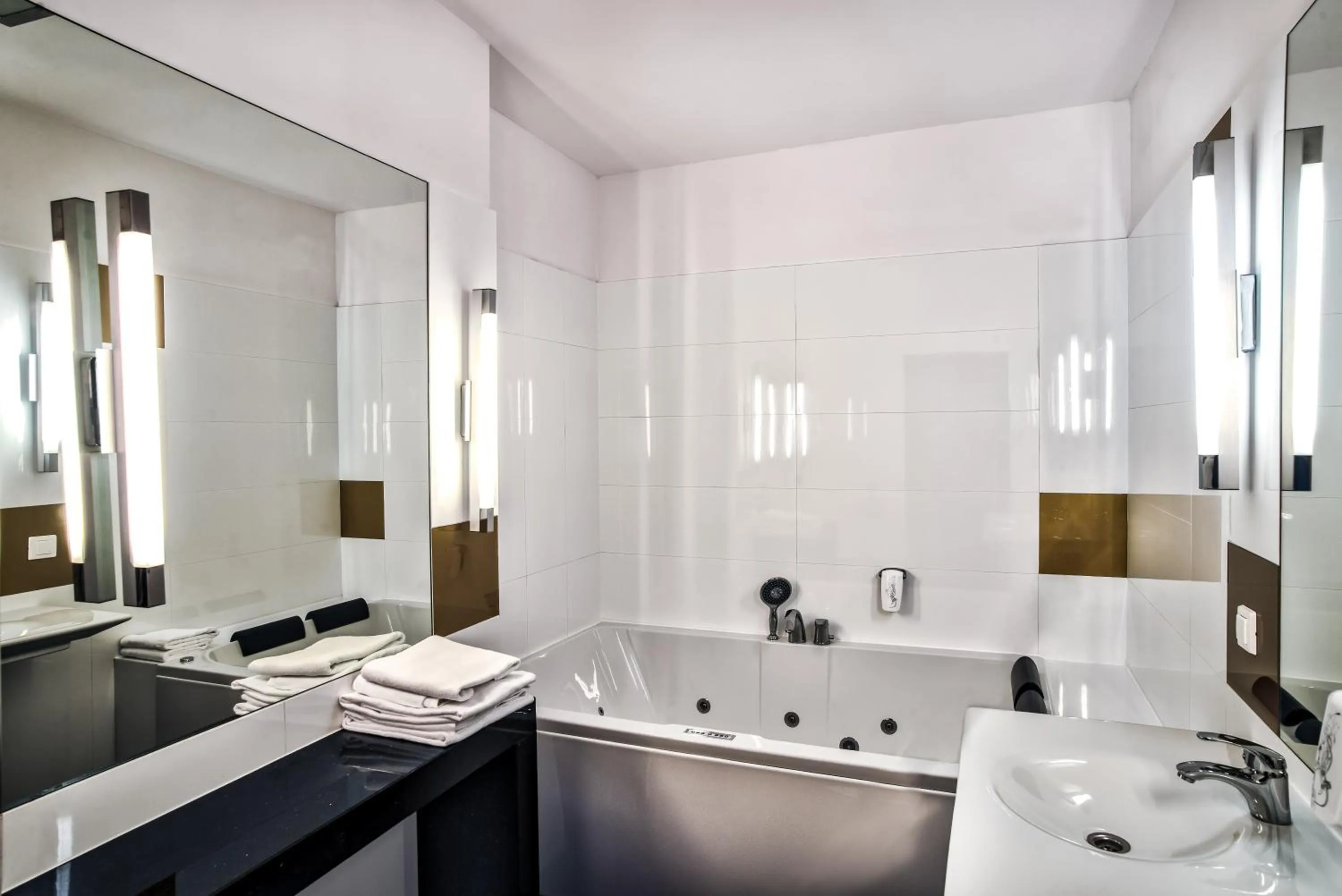 Bathroom in Hotel Lamberton