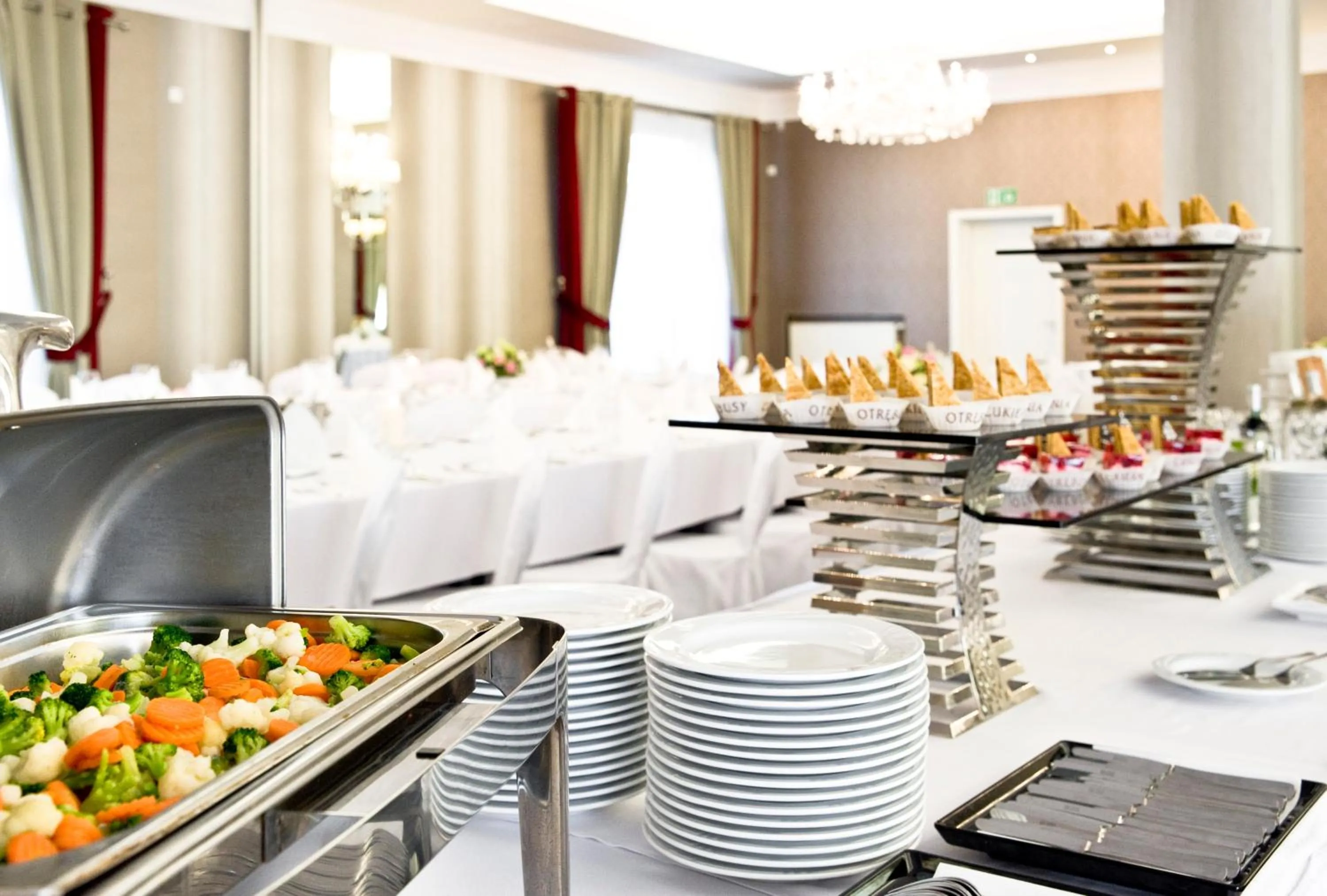 Food and drinks in Hotel Lamberton