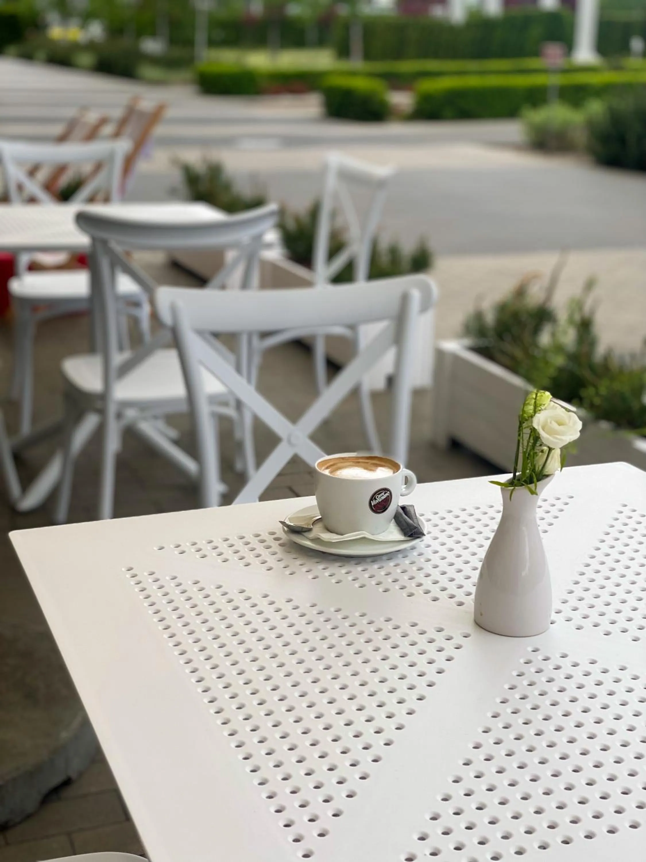 Restaurant/places to eat in Hotel Lamberton