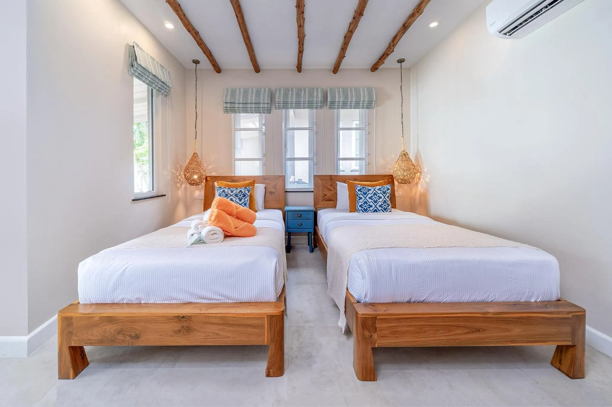 Bed in Samed Villa Resort