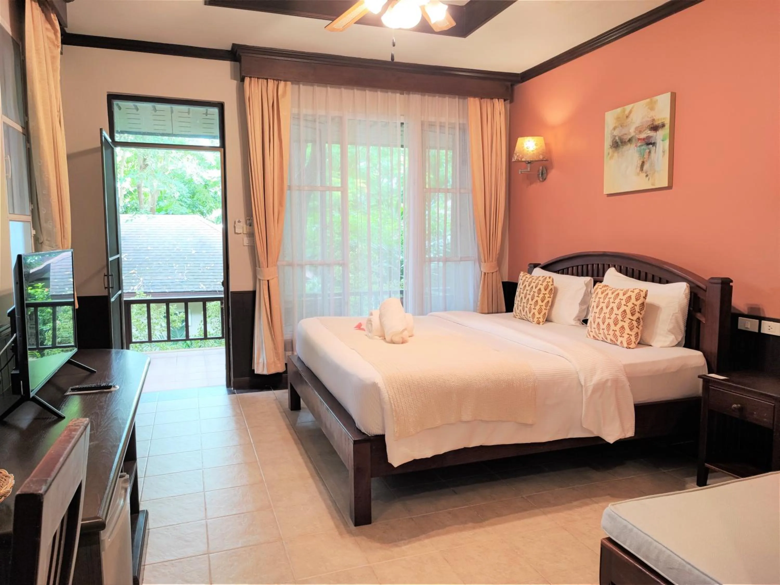 Bed in Samed Villa Resort
