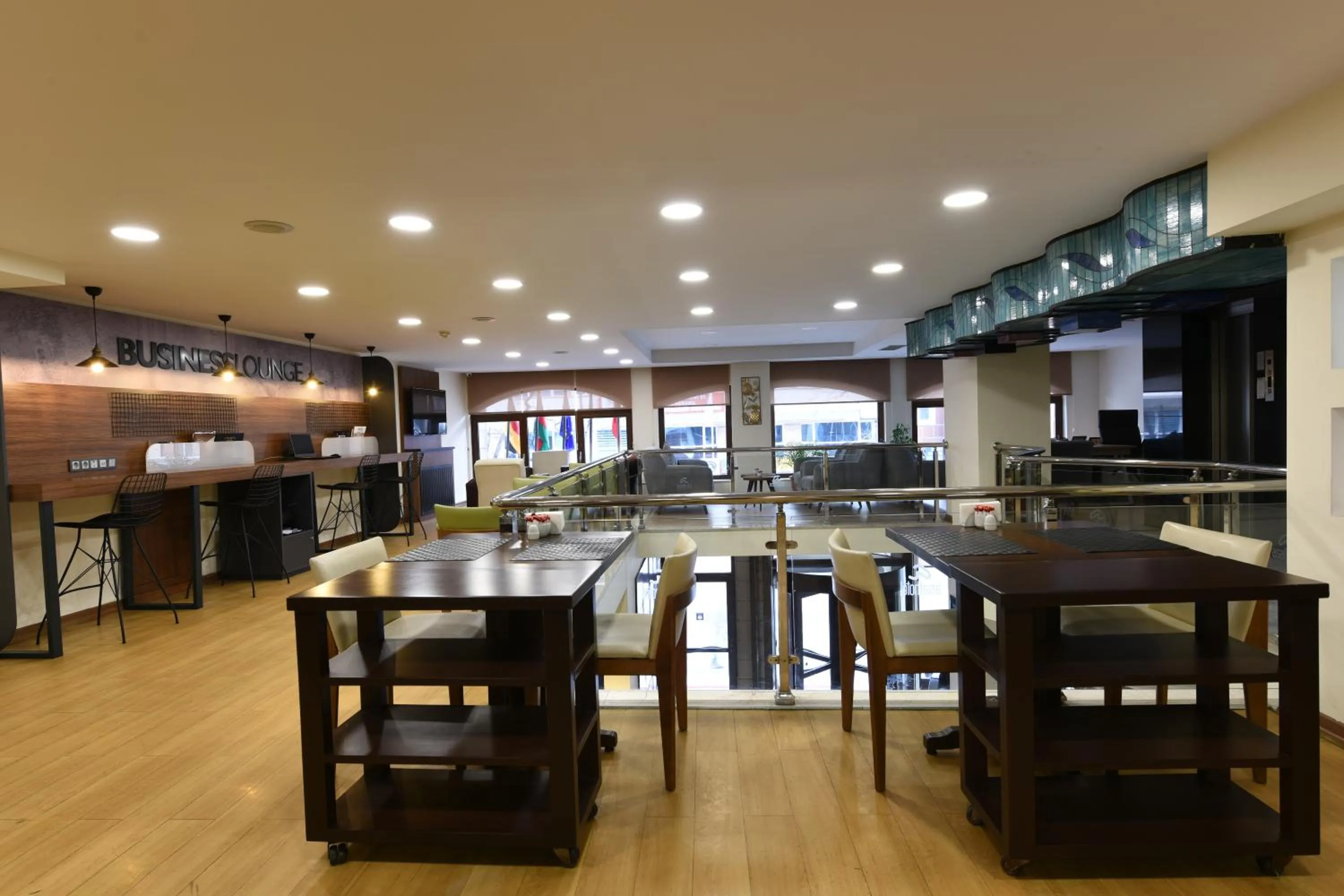 Dining area in Asal Hotel