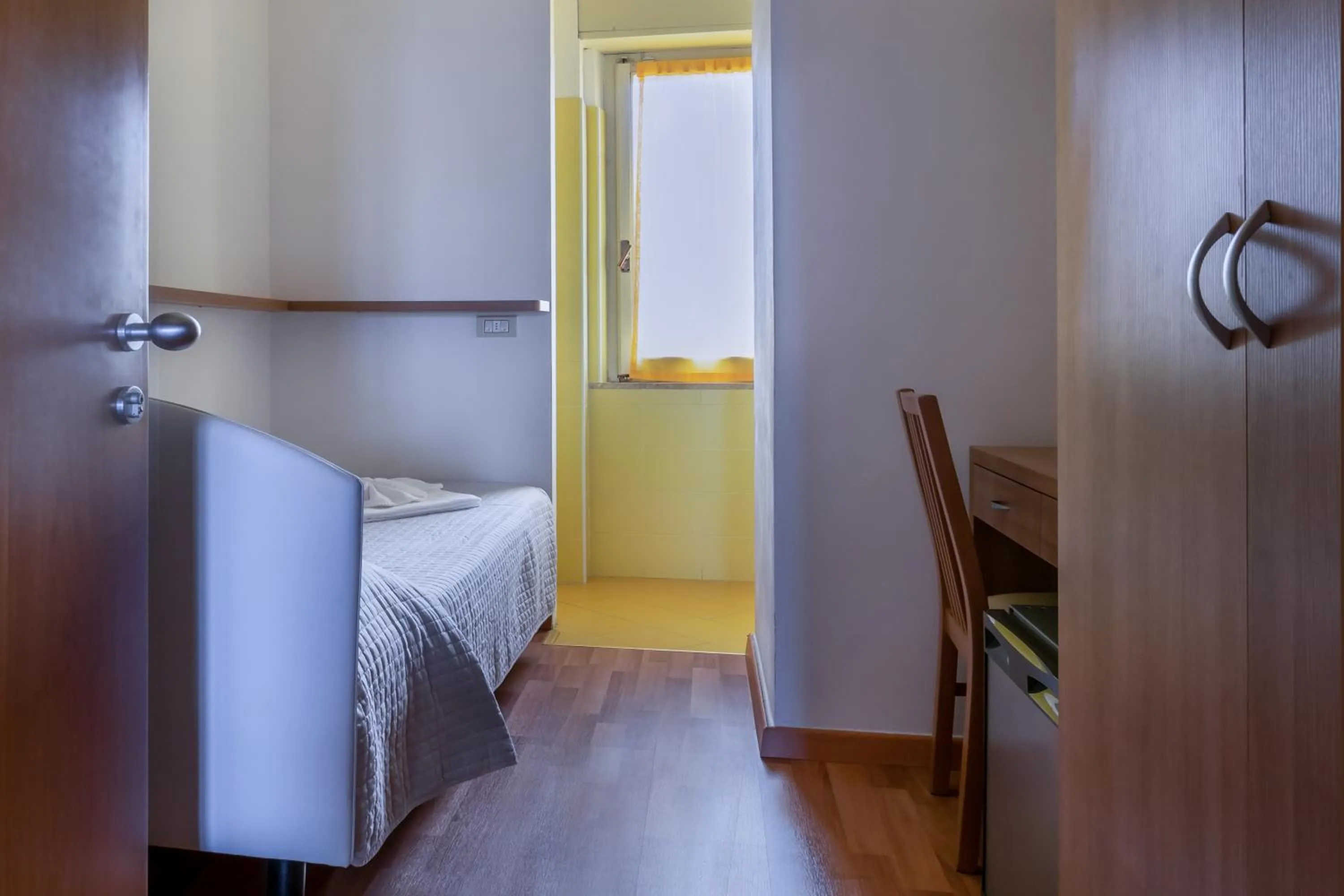 Photo of the whole room in Hotel Stresa