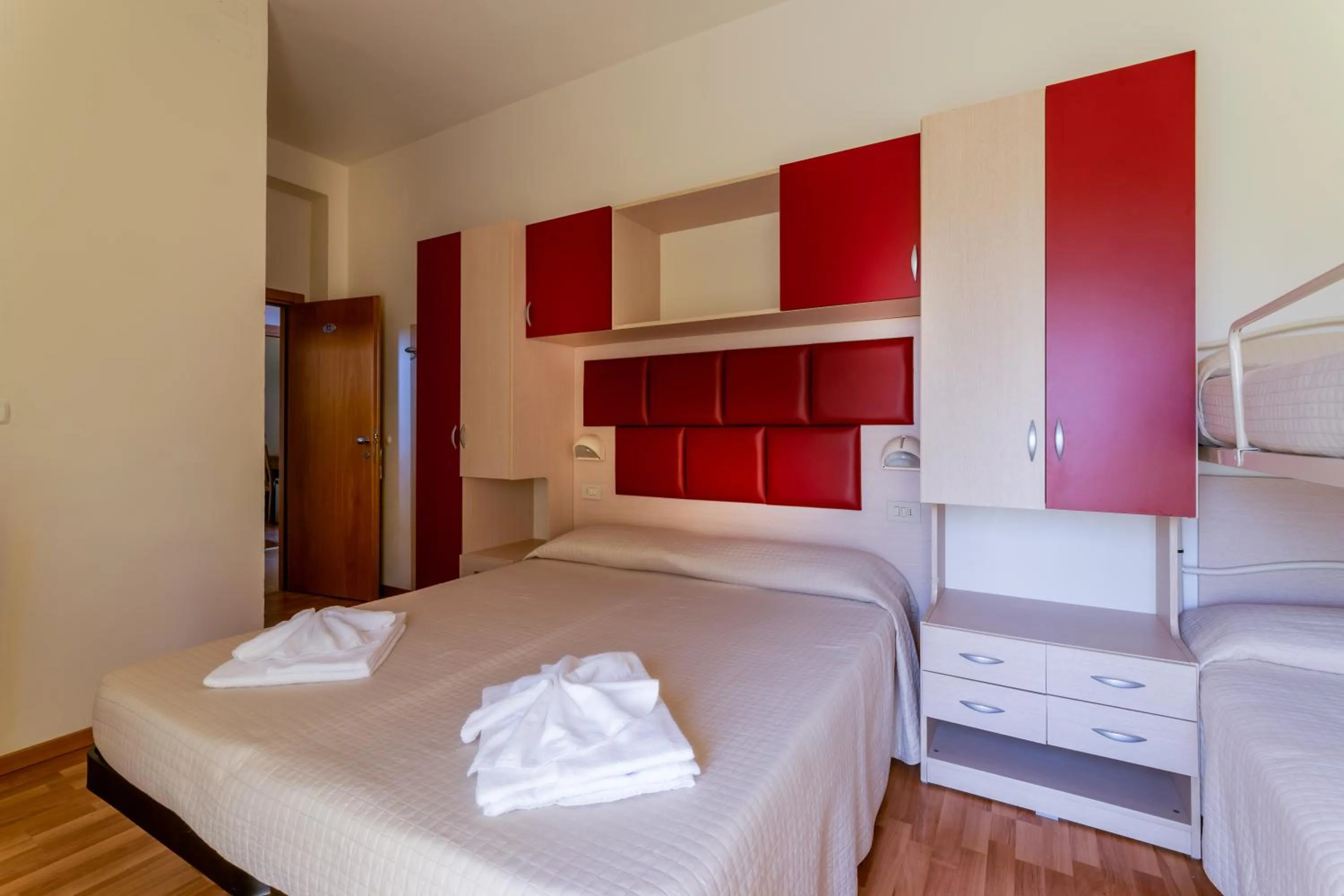 Photo of the whole room in Hotel Stresa