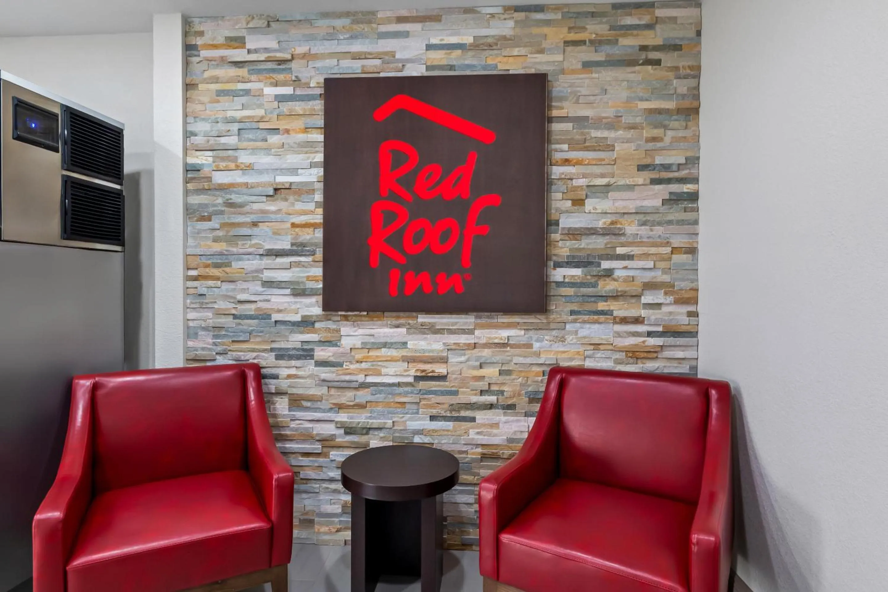 Lobby or reception in Red Roof Inn Del Rio
