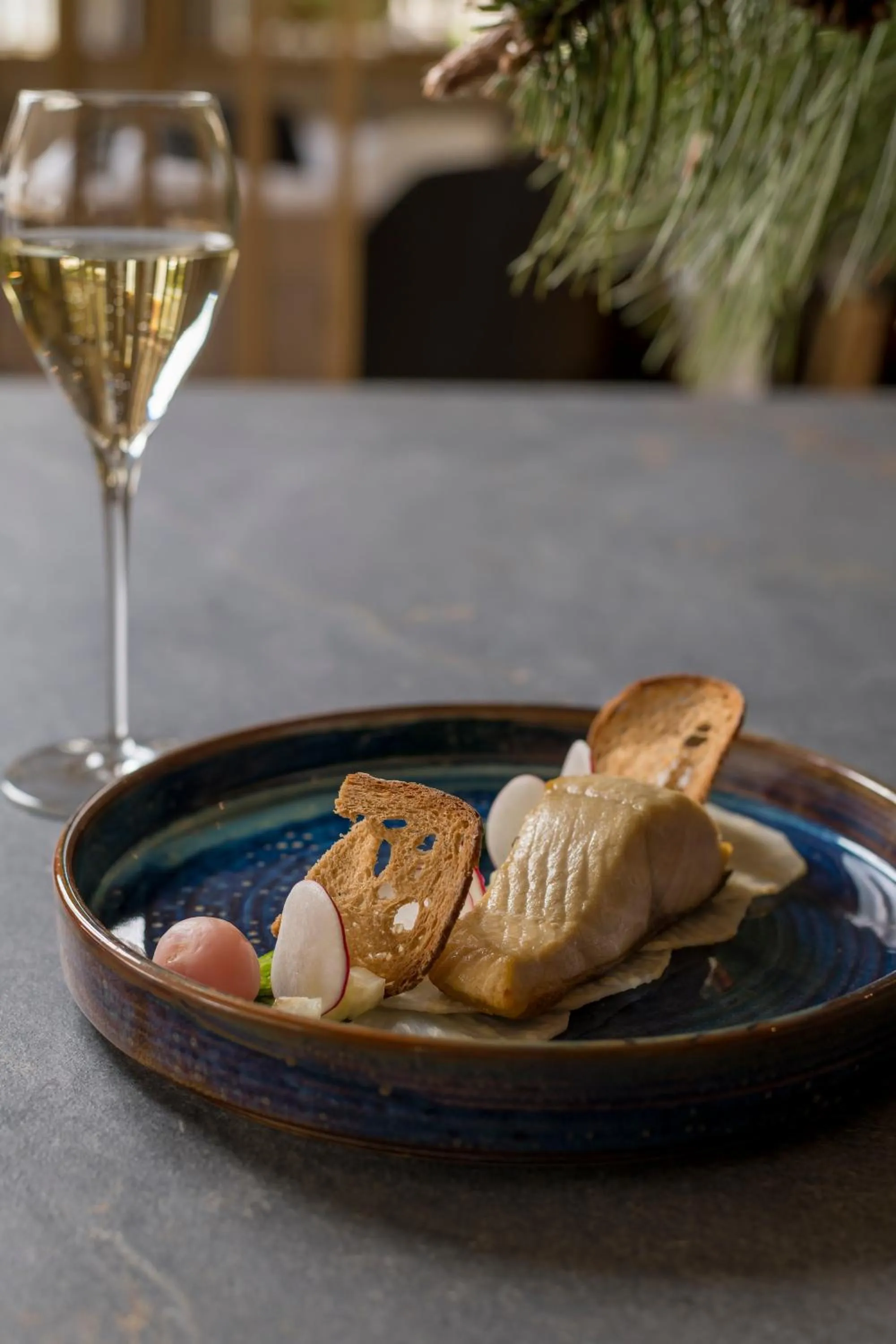 Restaurant/places to eat in X Alp Hotel