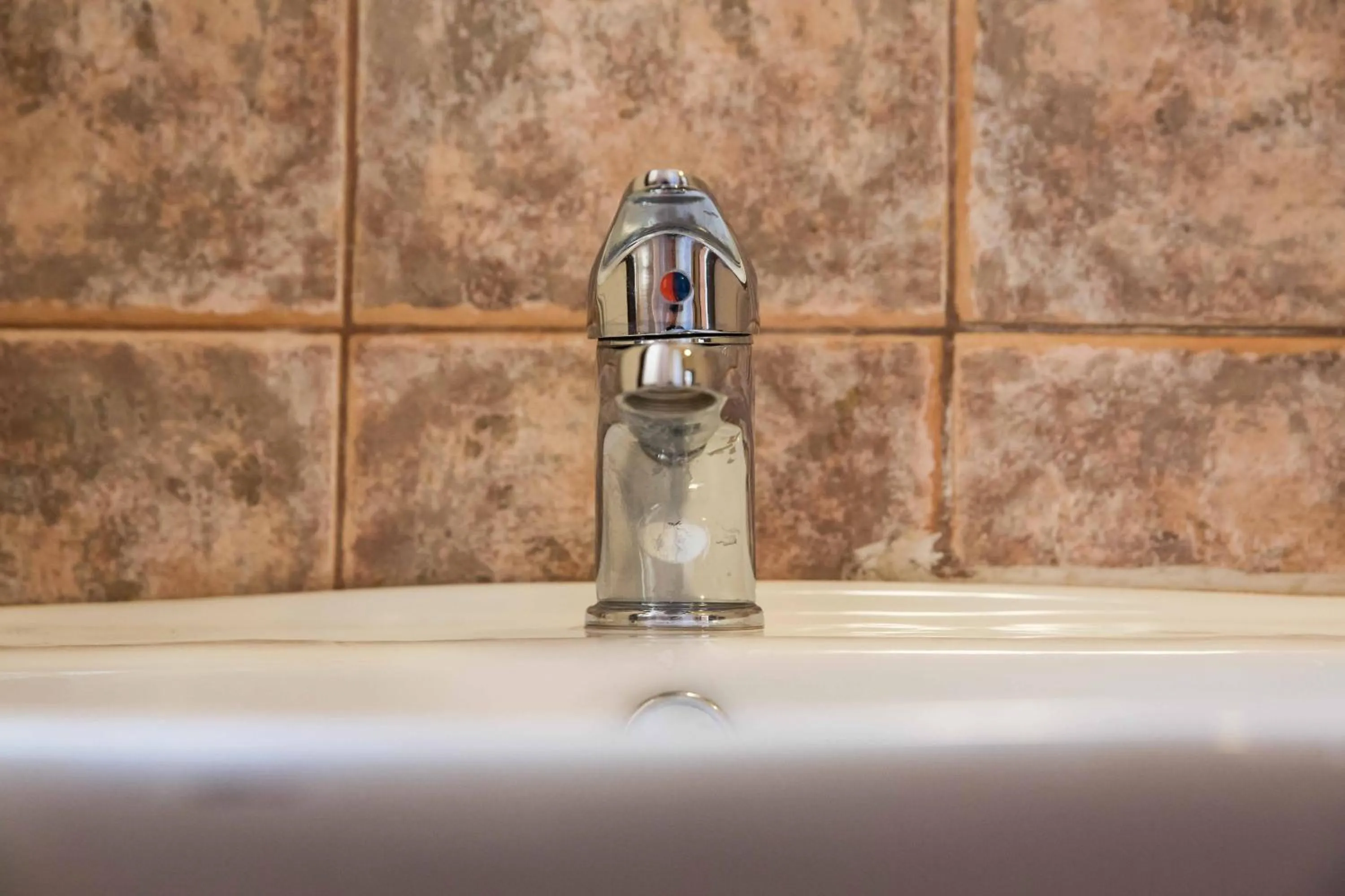 Toilet in Tempi Hotel