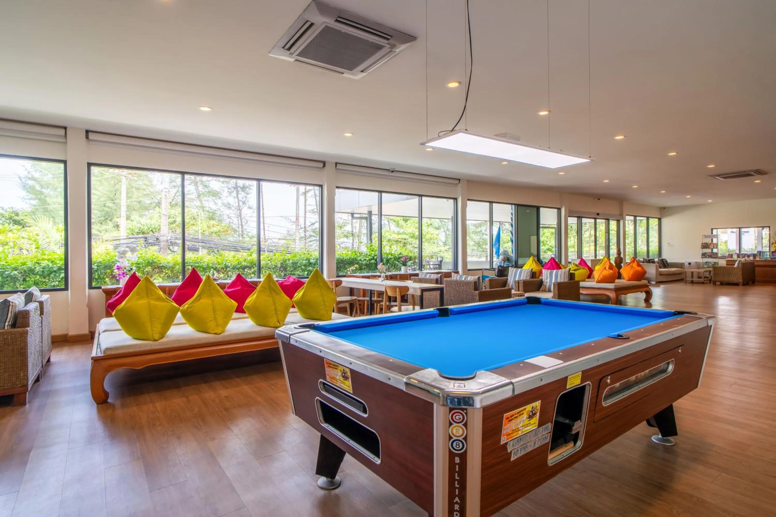 Billiard in Best Western Phuket Ocean Resort