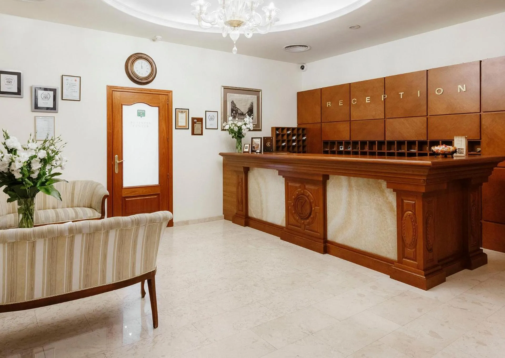 Lobby or reception in Continental Hotel