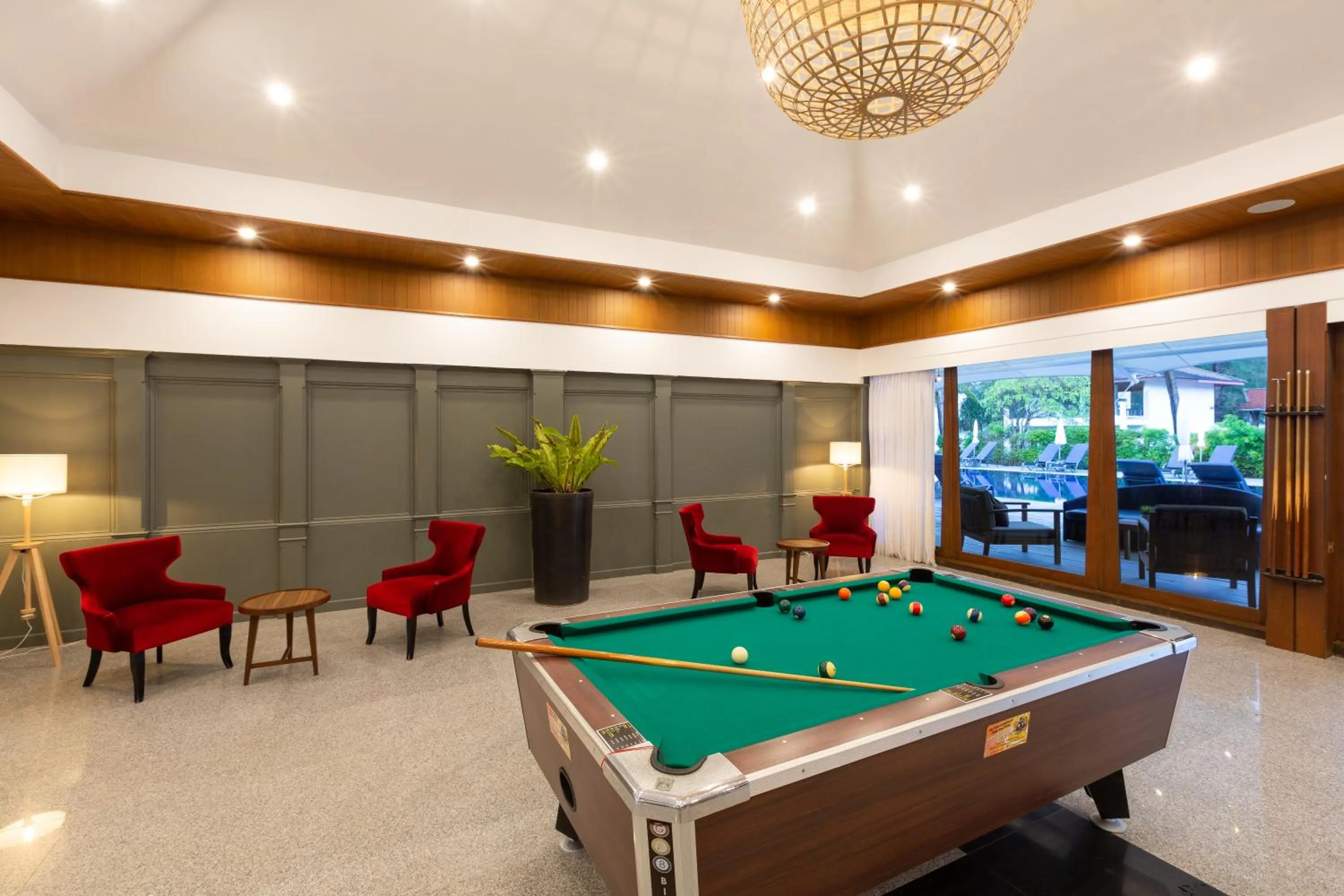 Area and facilities in Sunprime Kamala Beach