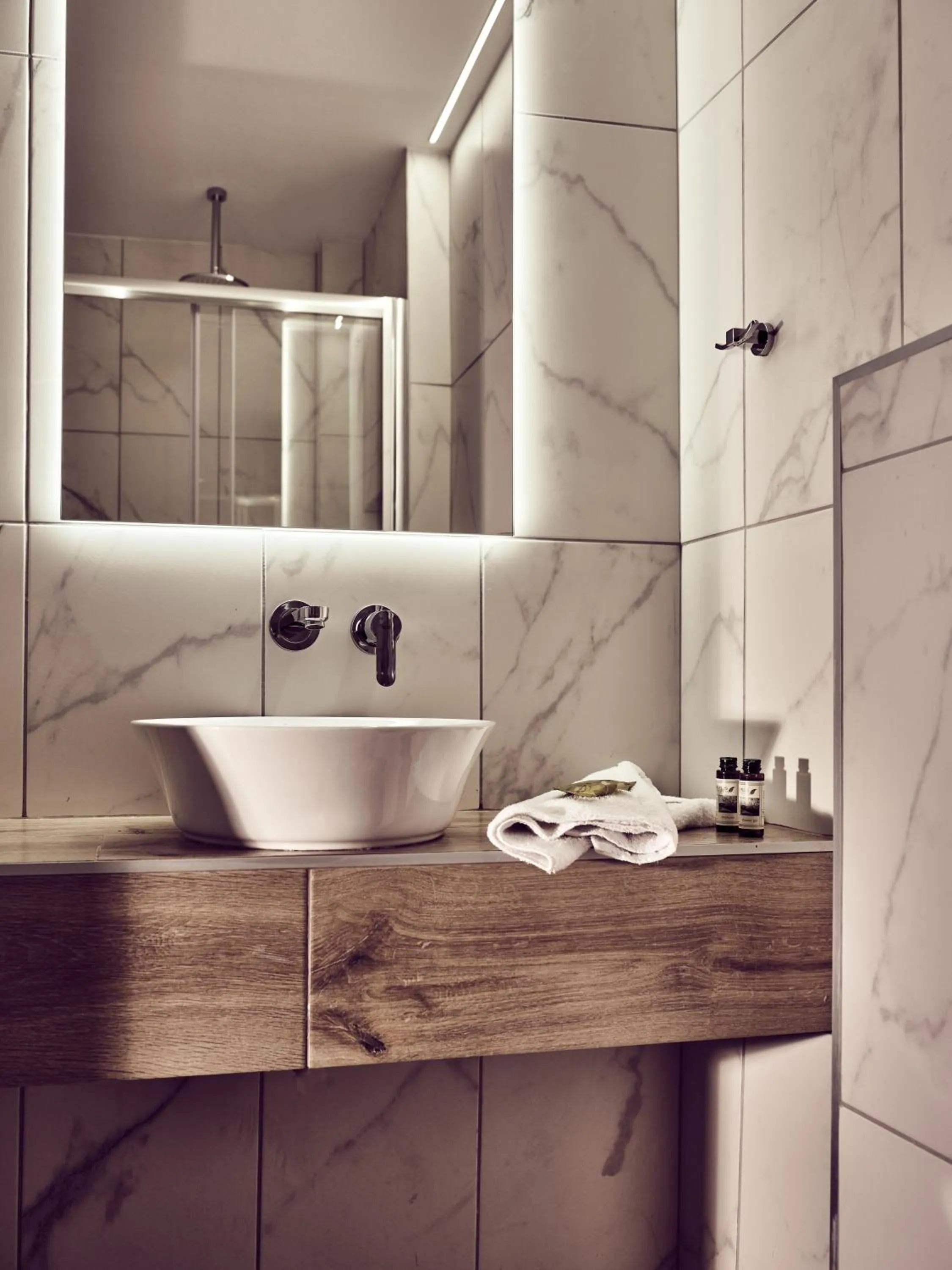 Bathroom in Cactus Hotel