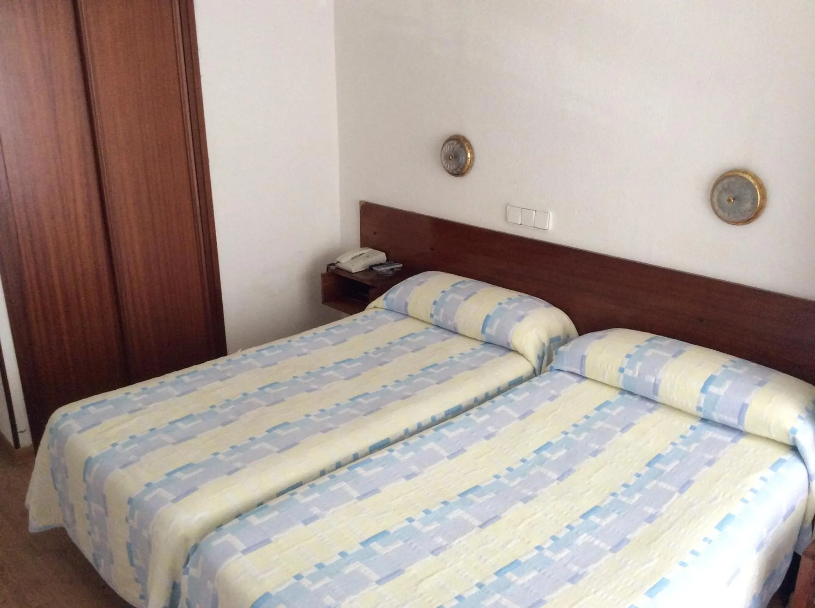 Photo of the whole room, Bed in Hostal Liebana