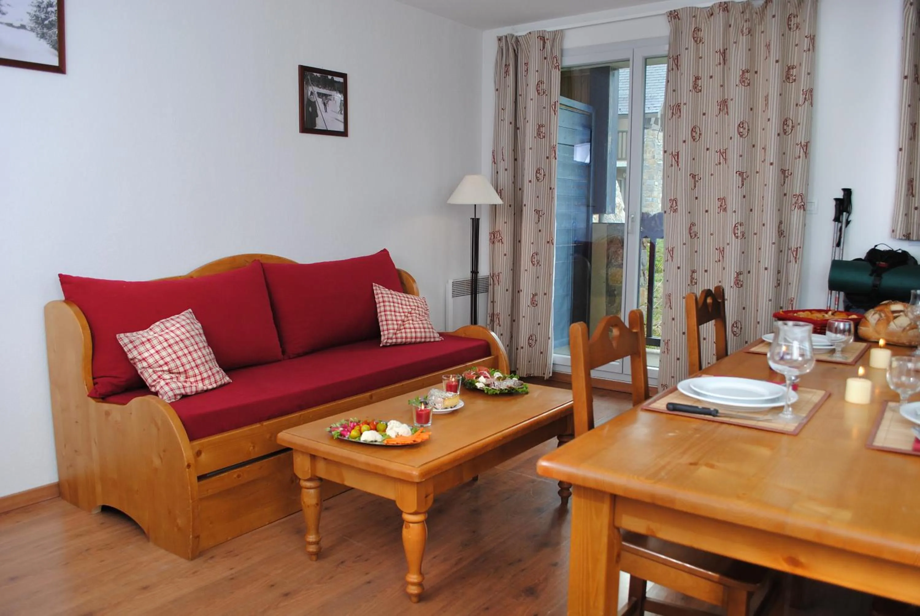 Dining area in Résidence Goélia Le Hameau de Balestas